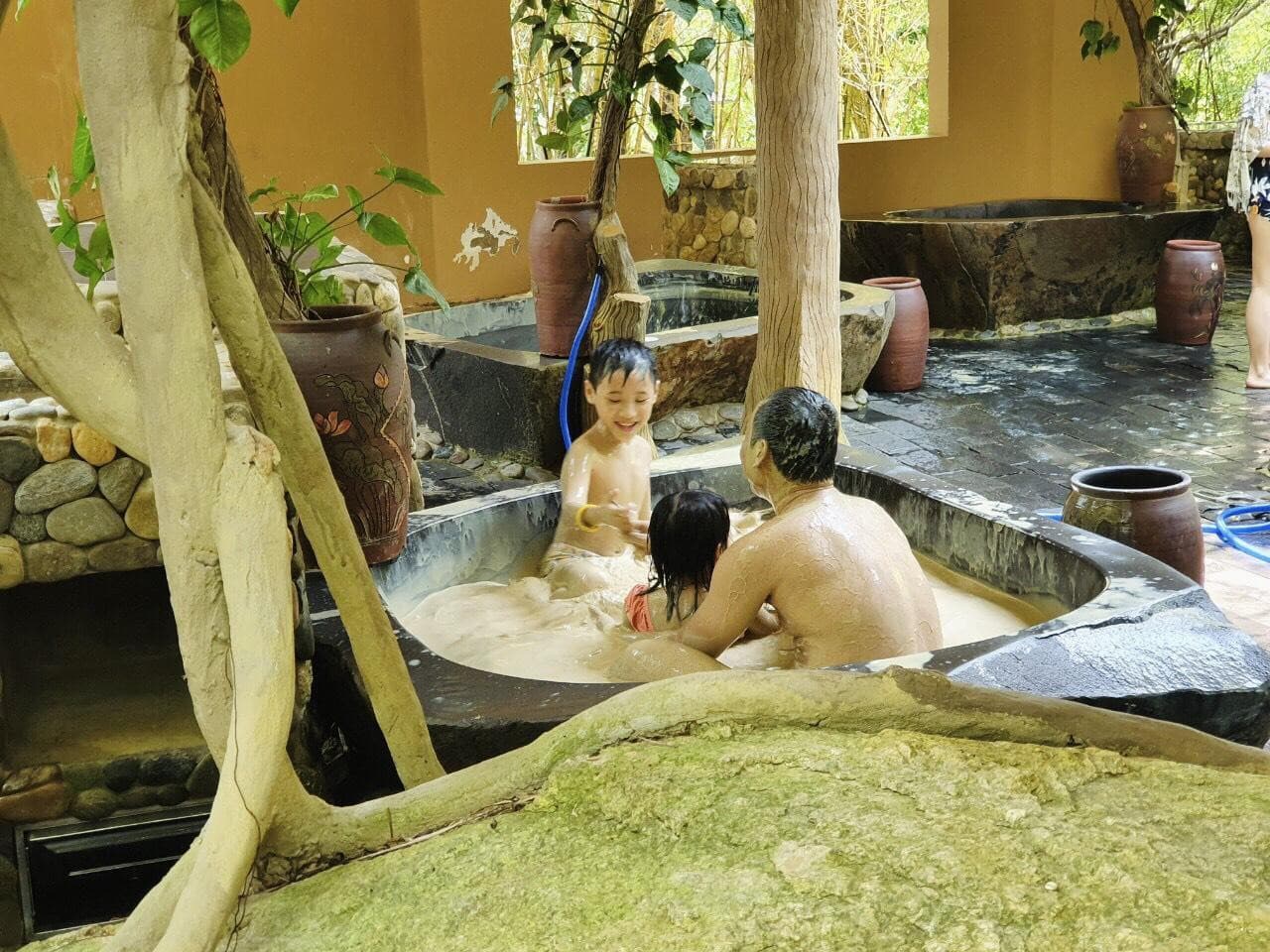 Nui Than Tai Hot Springs Park - تصویر 13
