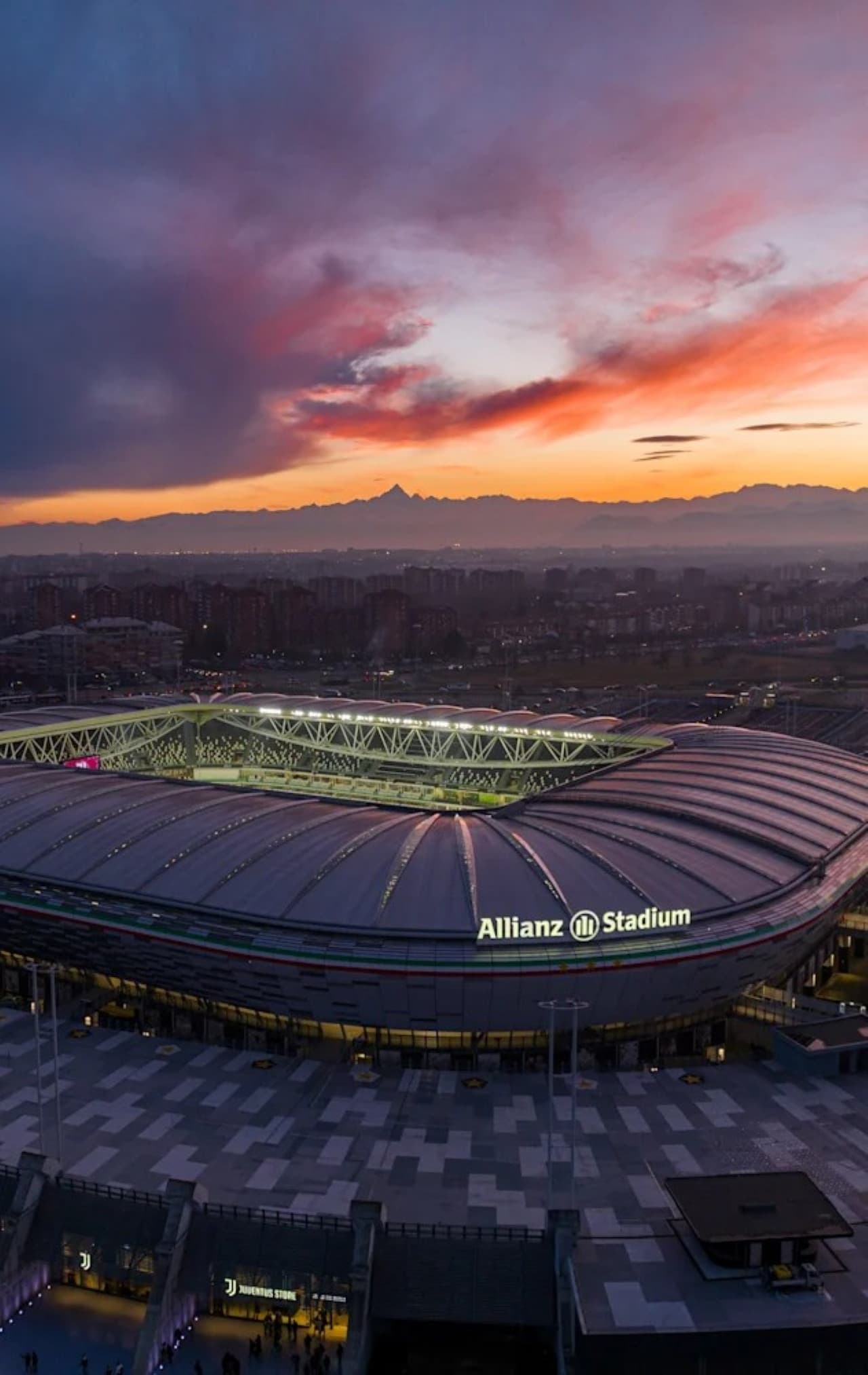 Italian Serie A Football  - Juventus FC Match Ticket at Allianz Stadium - تصویر اصلی