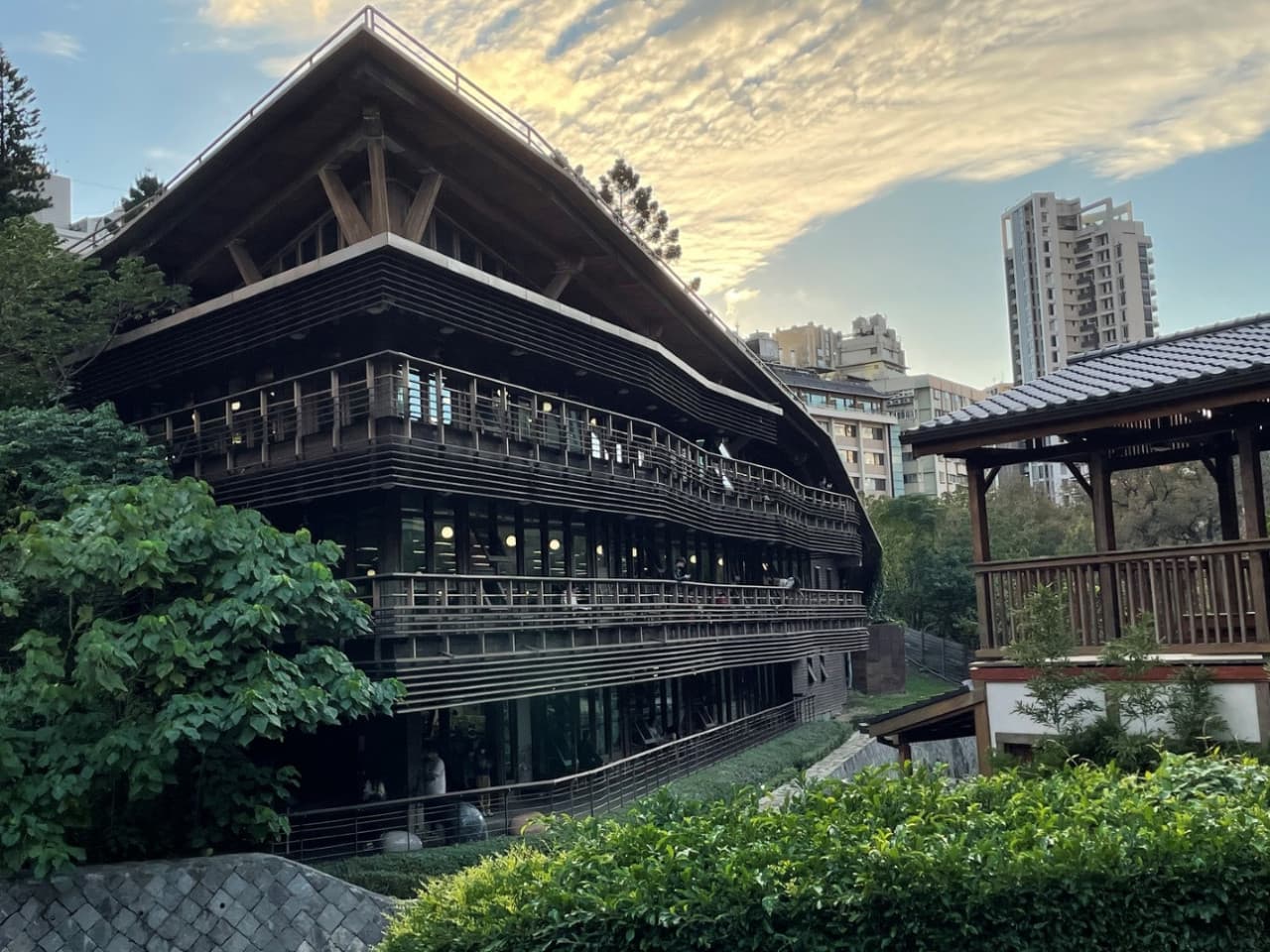 Yangmingshan National Park and Beitou Hot Spring Full-Day Tour from Taipei - تصویر 4