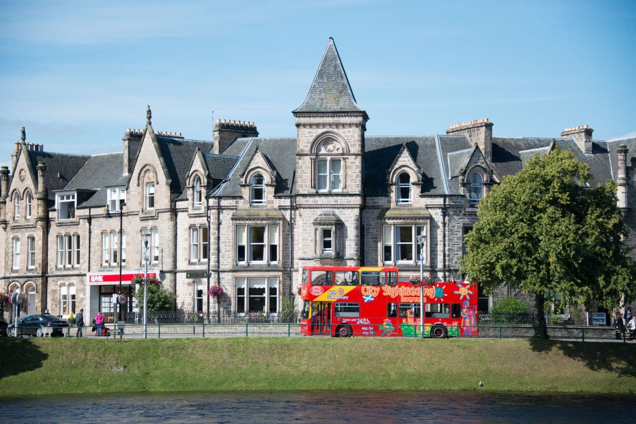 City Sightseeing Inverness Hop-on Hop-off Bus Tour - تصویر 3