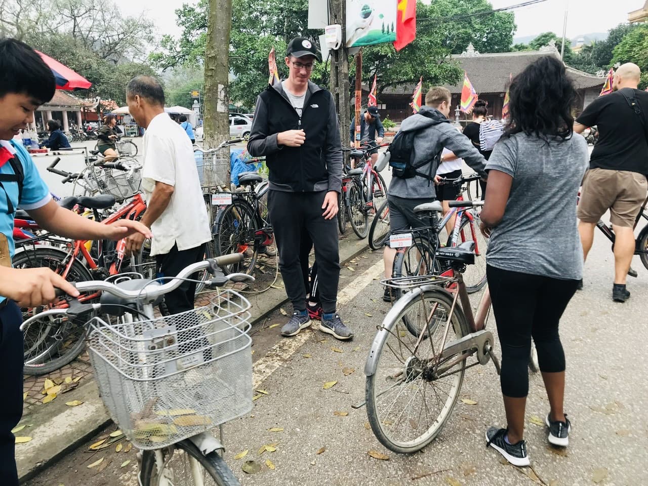 Hoa Lu and Tam Coc Tour from Hanoi - تصویر 11
