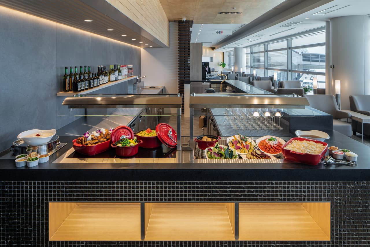 Plaza Premium Lounge - Nagoya Chubu Centrair International Airport Terminal 1 - تصویر 11