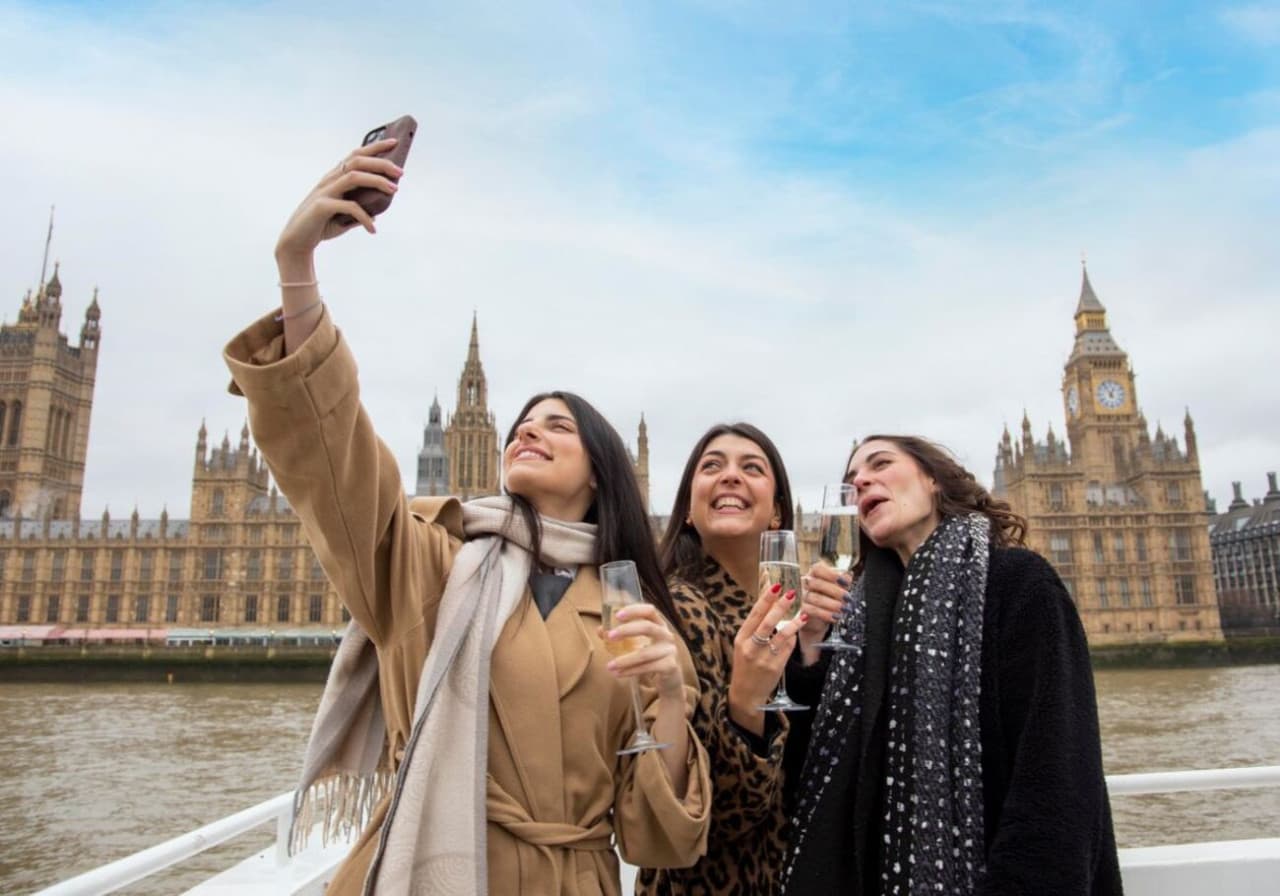 کروز ناهارخوری روزانه در رود تیمز لندن توسط City Cruises - تصویر 2