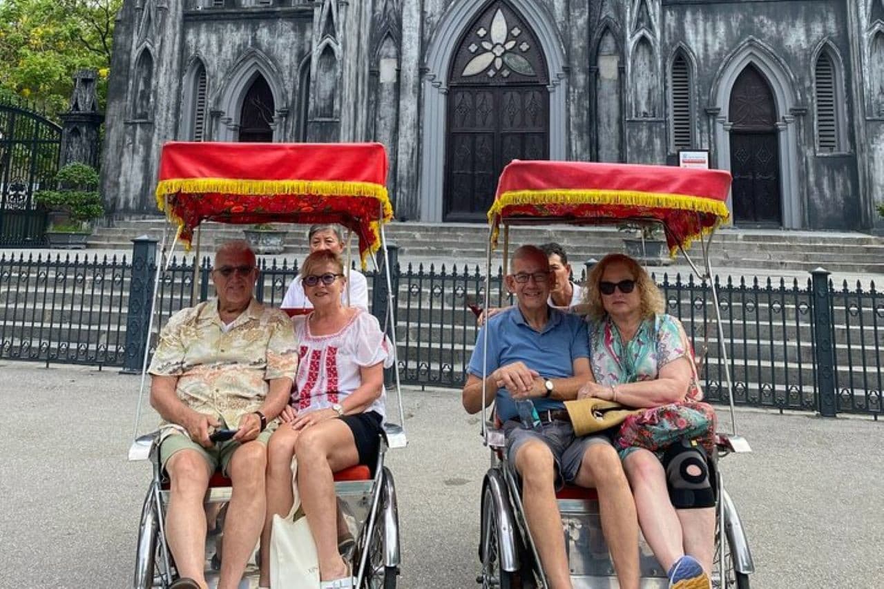 Hanoi Old Quarter Cyclo Tour with Egg Coffee Experience - تصویر 2