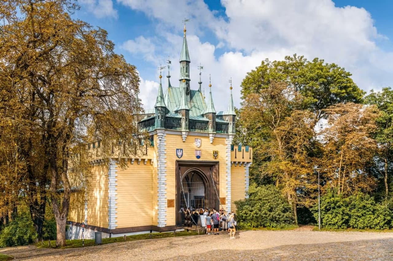 Petřín Tower & Mirror Maze Ticket - تصویر 5
