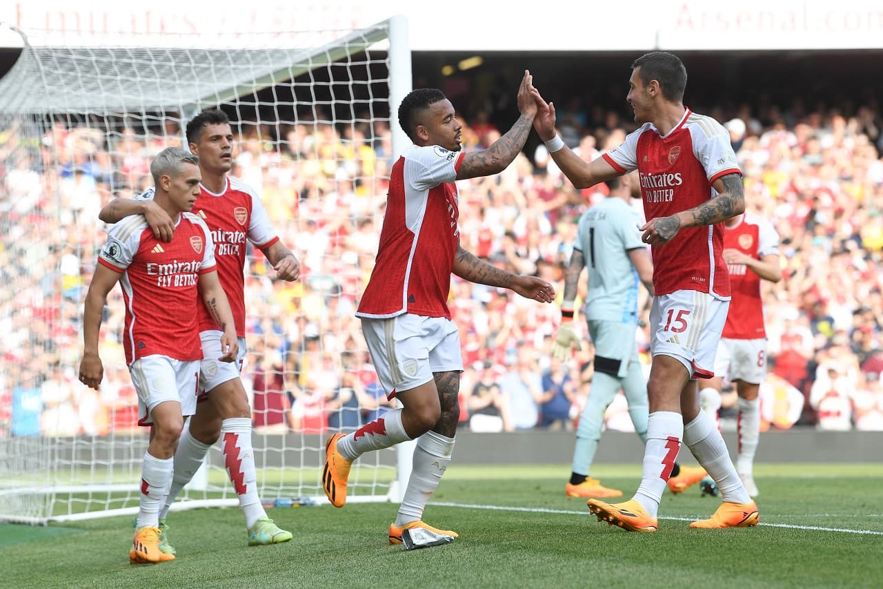 Premier League Football - Arsenal FC Match Ticket at Emirates Stadium - تصویر اصلی
