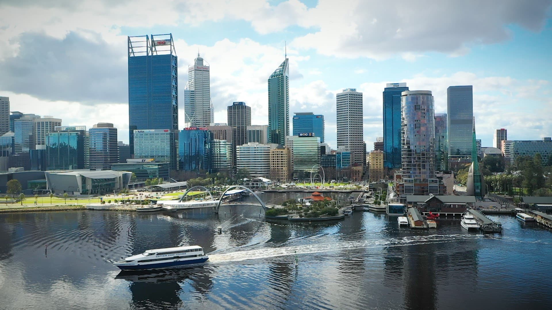 Captain Cook Cruises - Swan River Dinner Cruise - تصویر 3