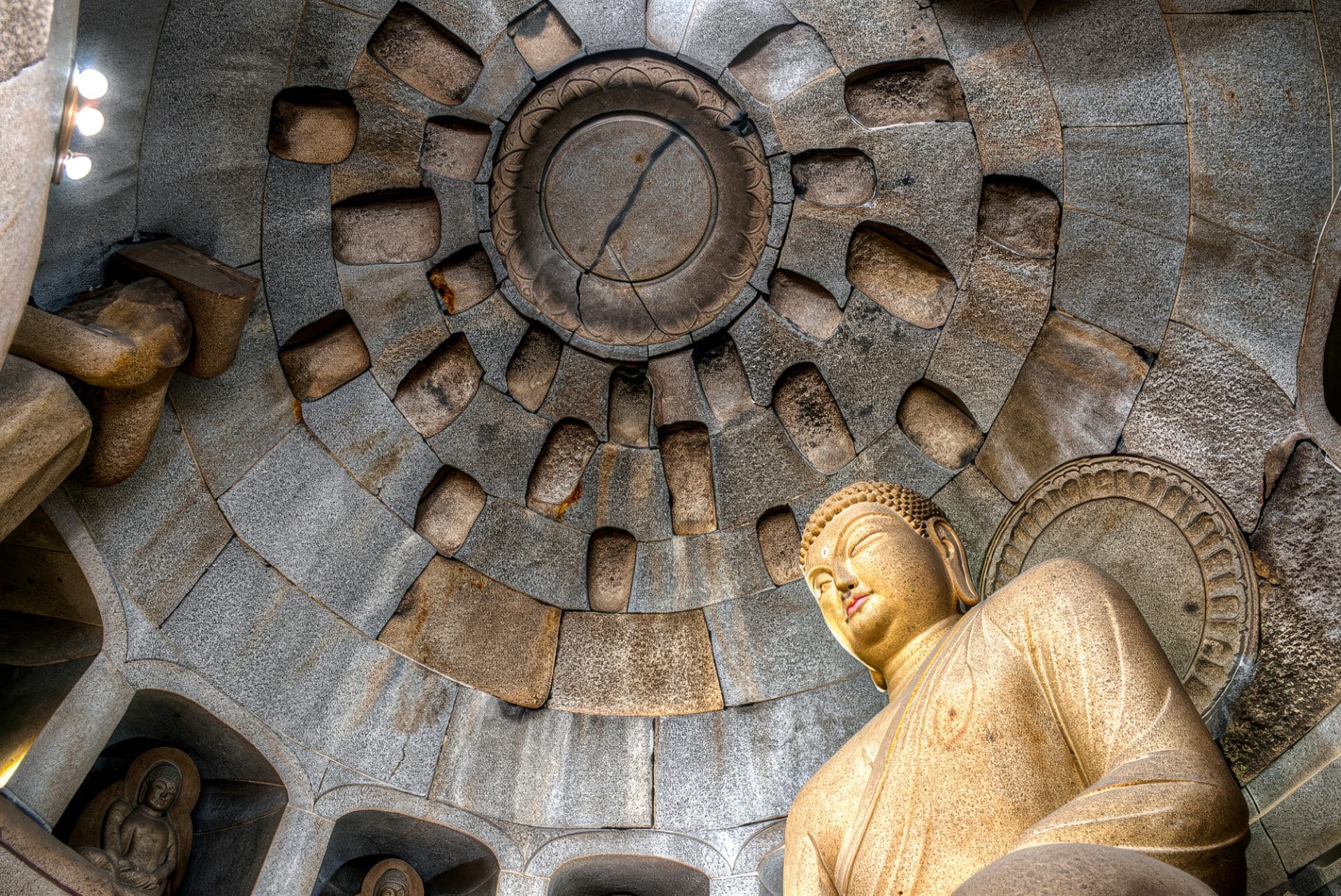 Gyeongju Silla Heritage Full-Day Tour with Seokguram Grotto from Busan - تصویر 3