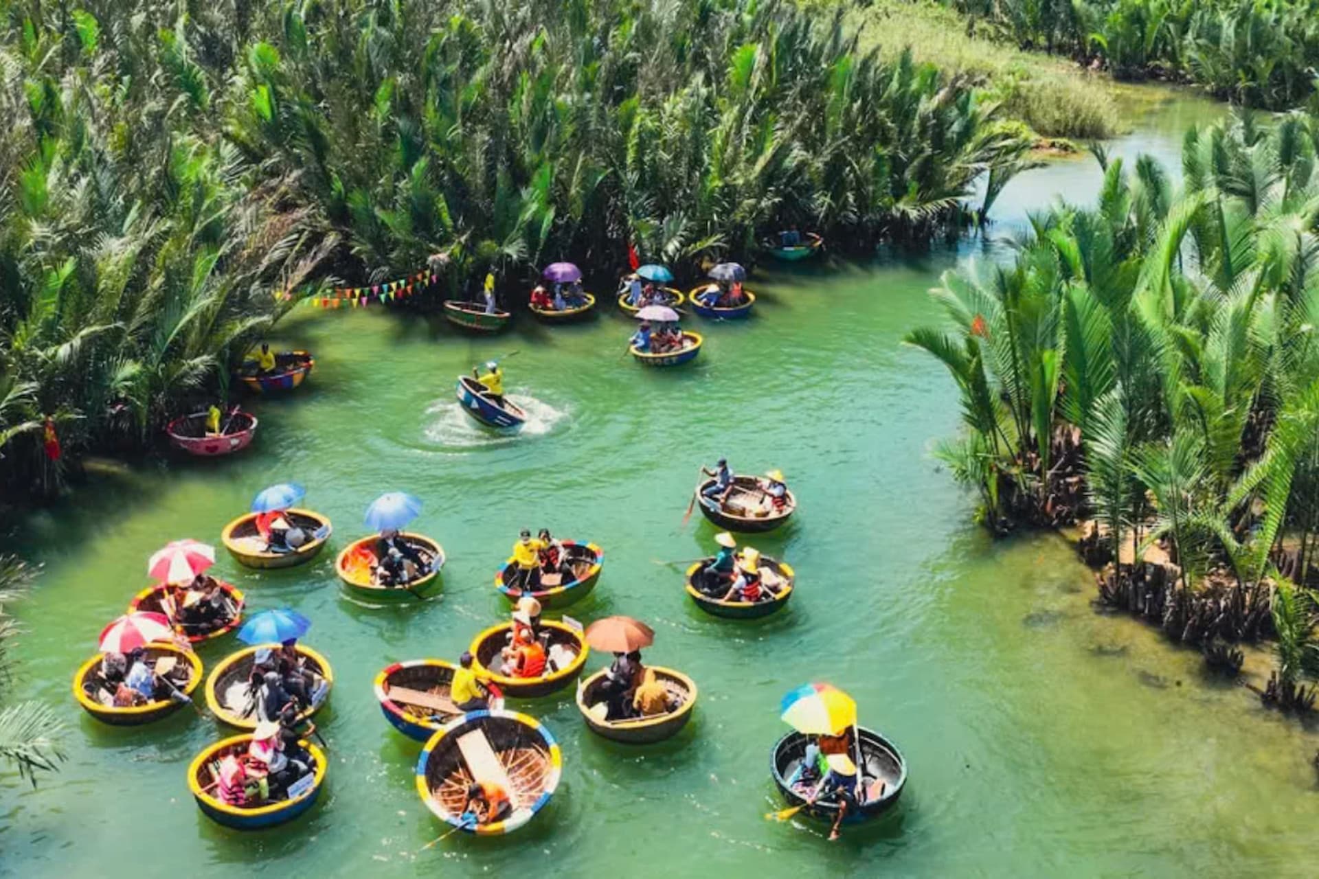 Marble Mountain, Hoi An Ancient Town and Coconut Forest Basket Boat Ride Experience from Da Nang - تصویر 2