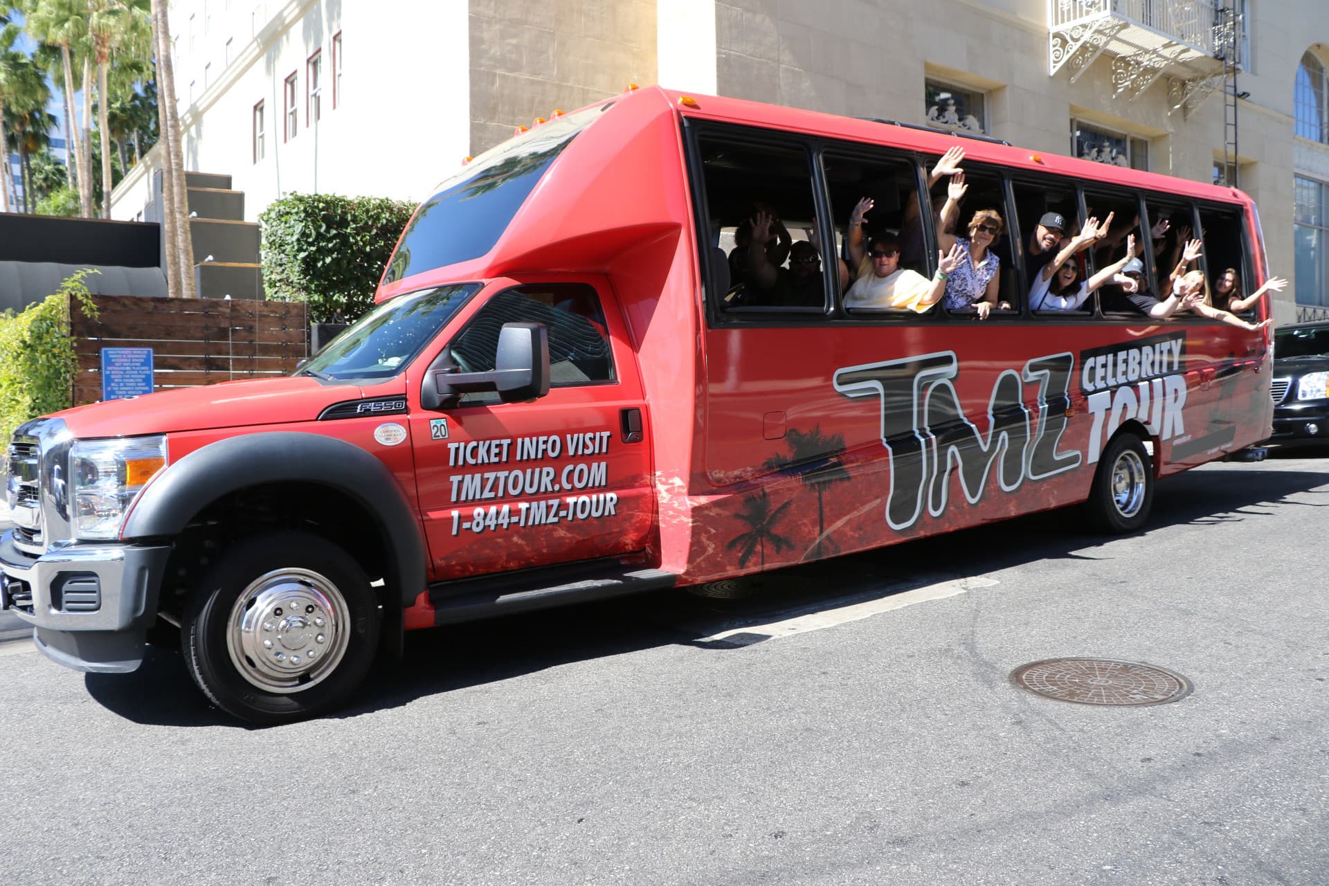 TMZ Celebrity Bus Tour - تصویر 3
