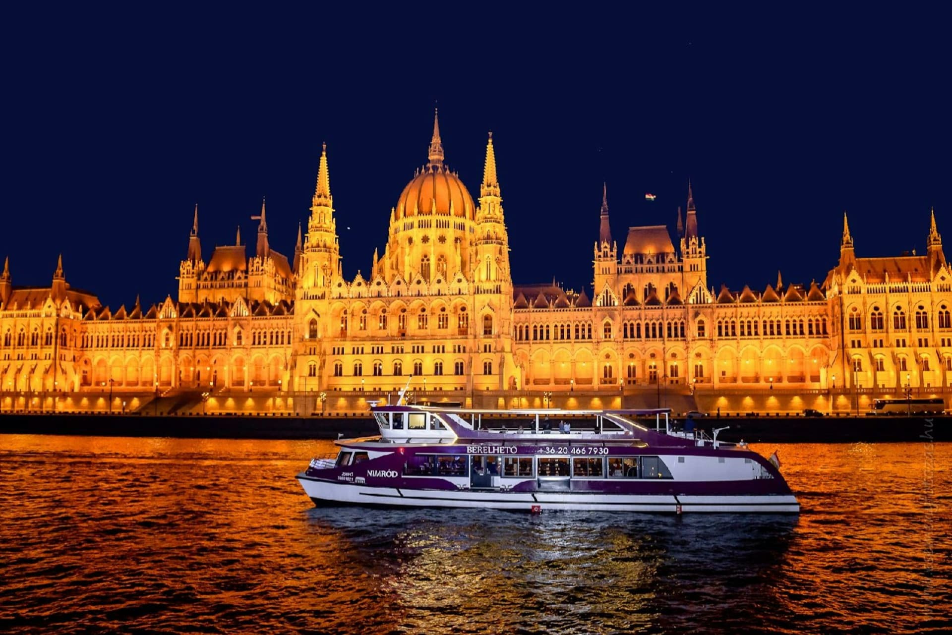 Downtown Budapest Sightseeing Cruise From Pest - تصویر 5