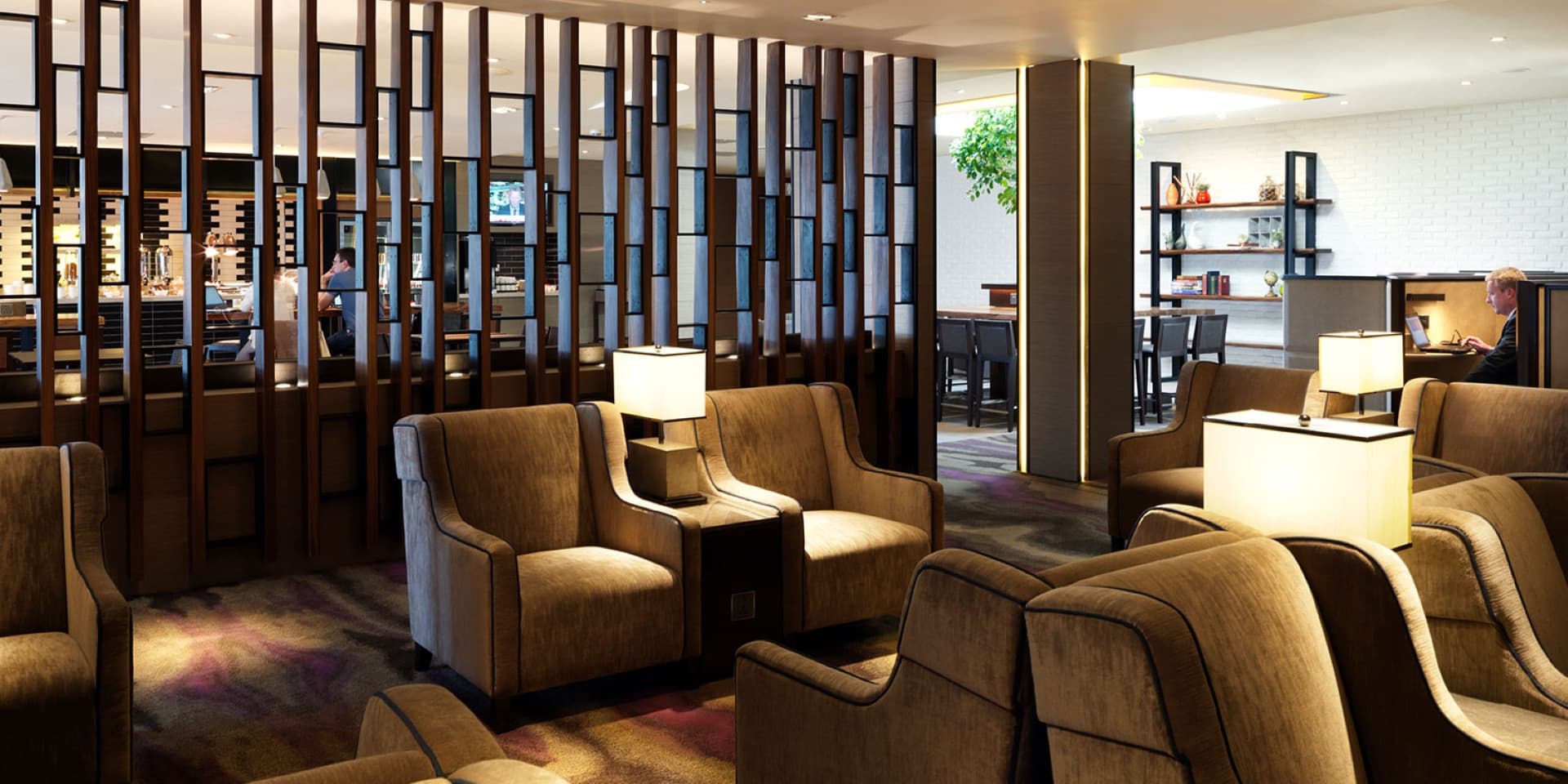 Plaza Premium Lounge - London Heathrow Airport Terminal 4 - تصویر اصلی
