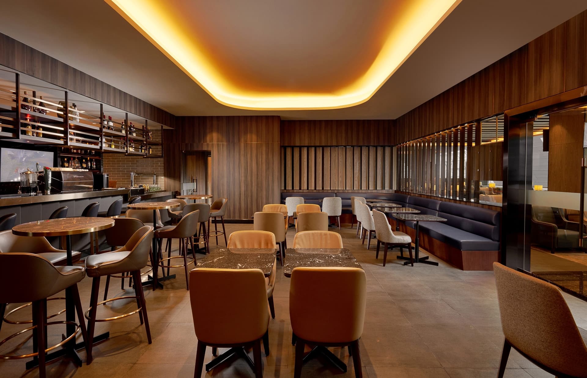 Plaza Premium Lounge - Dubai International Airport Terminal 3 - تصویر 2