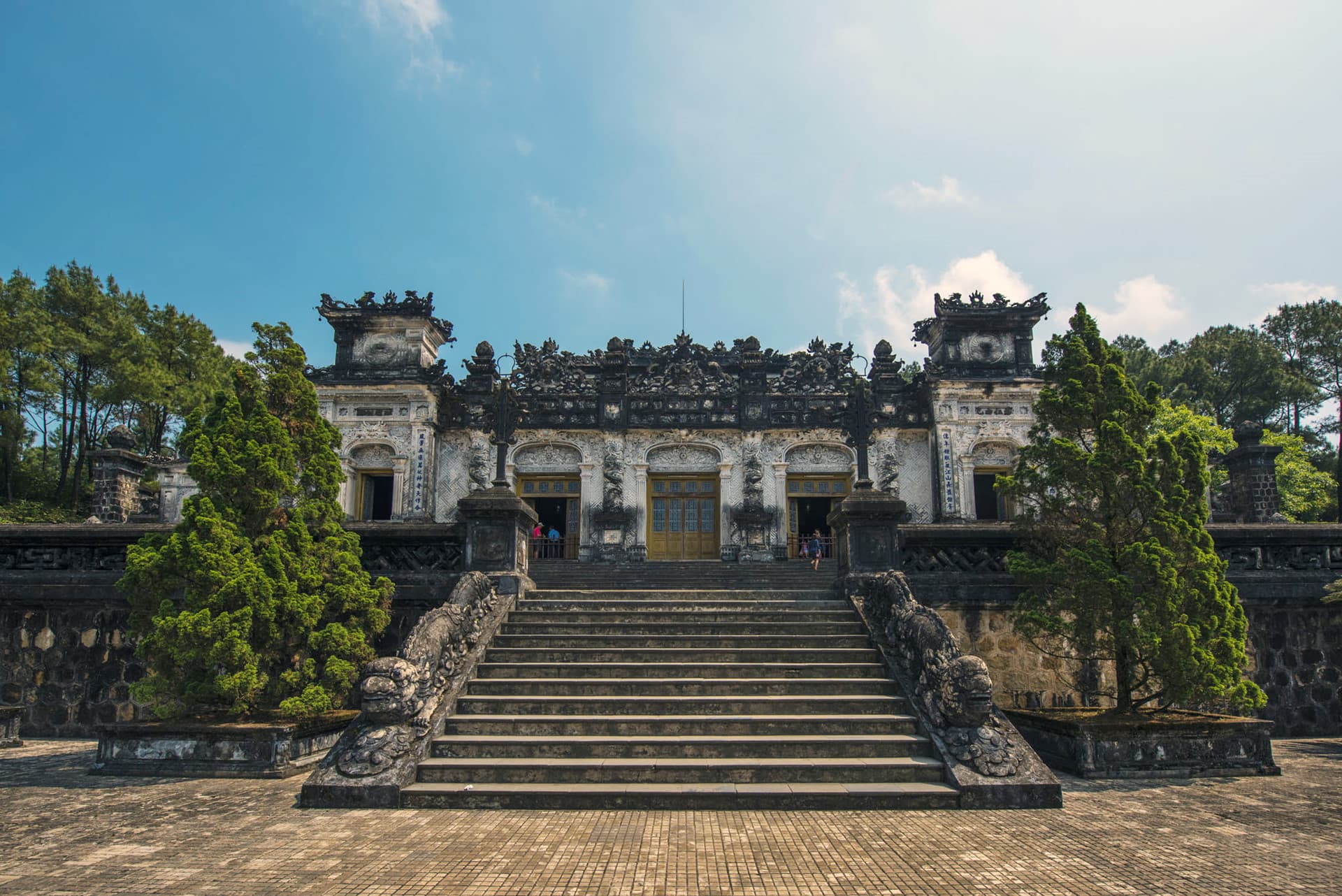 Hue City Tour with Dragon Boat Ride - تصویر 6