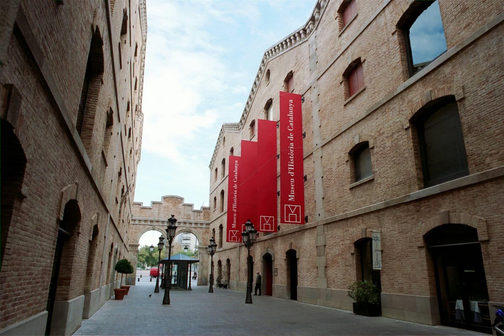 History Museum of Catalonia: Skip The Line - تصویر 4
