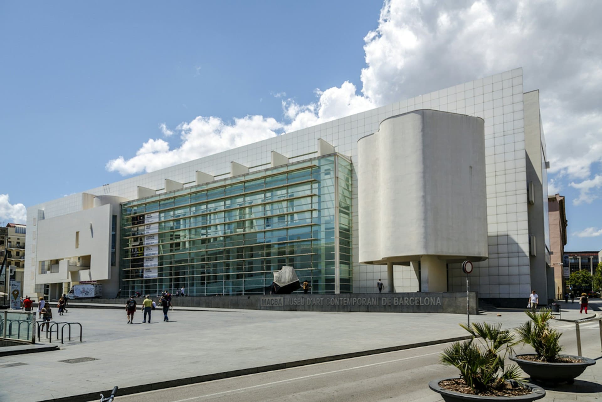 Barcelona Museum of Contemporary Art (MACBA): Entry Ticket - تصویر 3