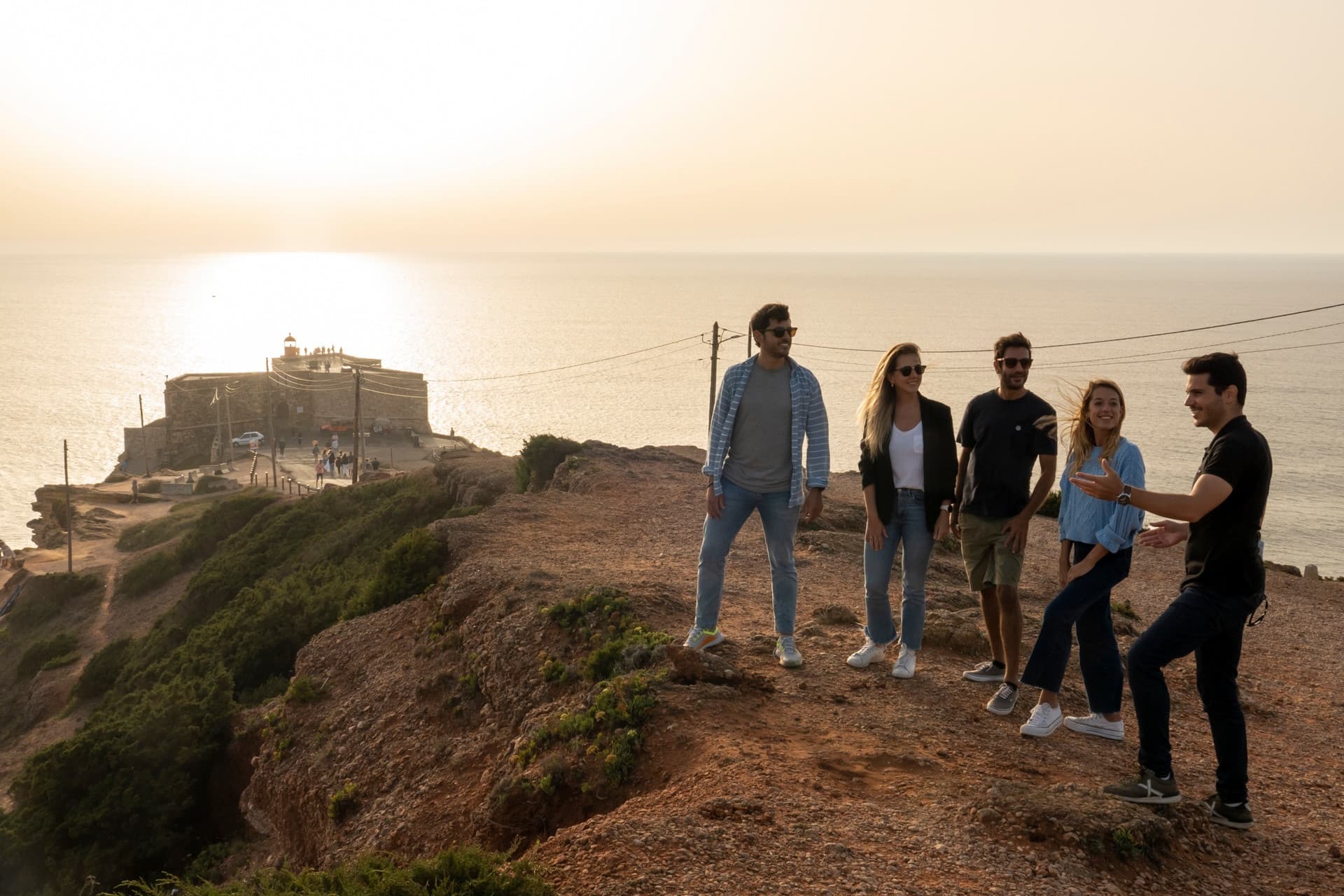 Fatima, Nazare, and Sintra Full-Day Tour from Lisbon - تصویر 2