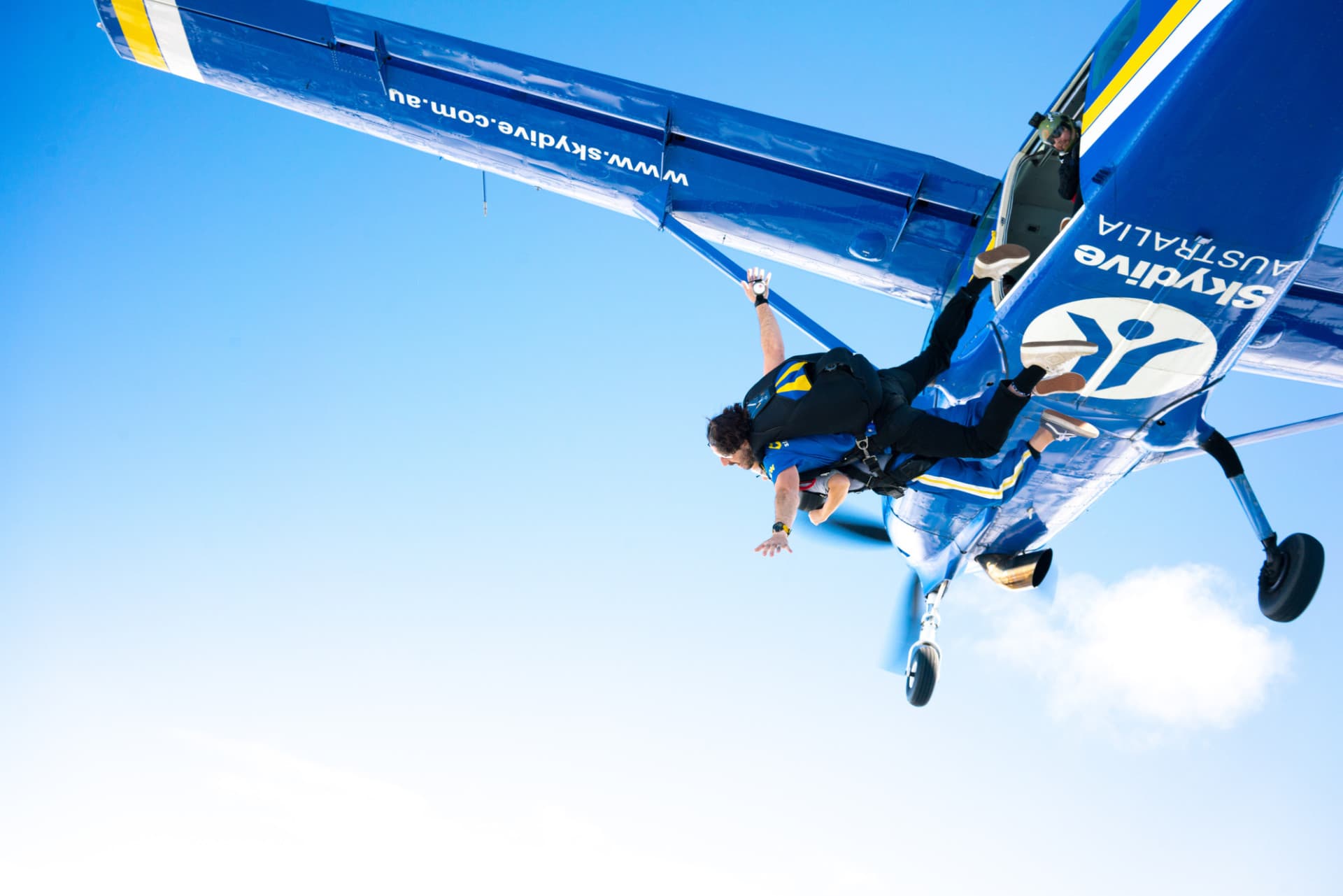 Tandem Skydiving Experience Great Ocean Road - تصویر 3