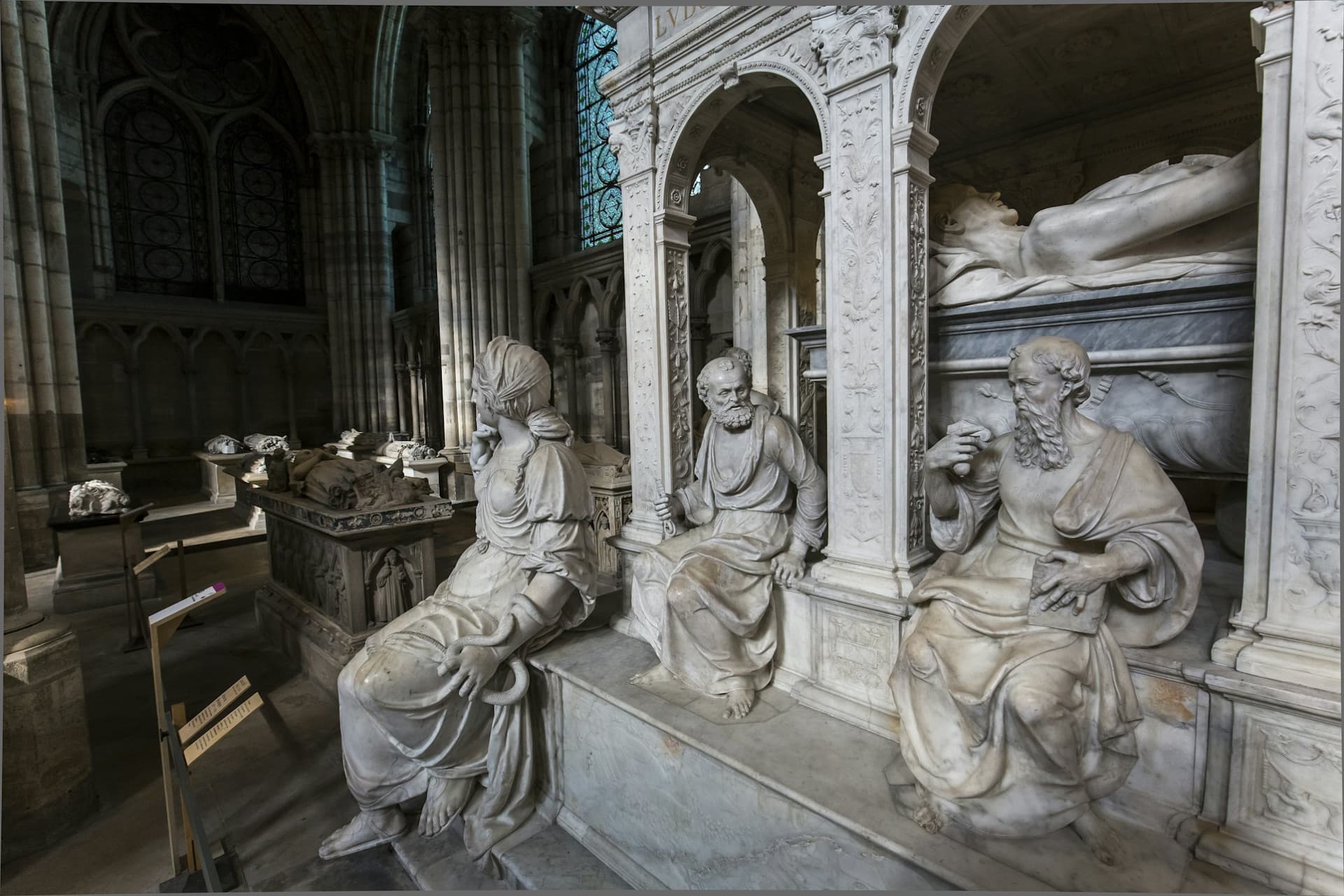 Basilica of Saint Denis Ticket - تصویر 6
