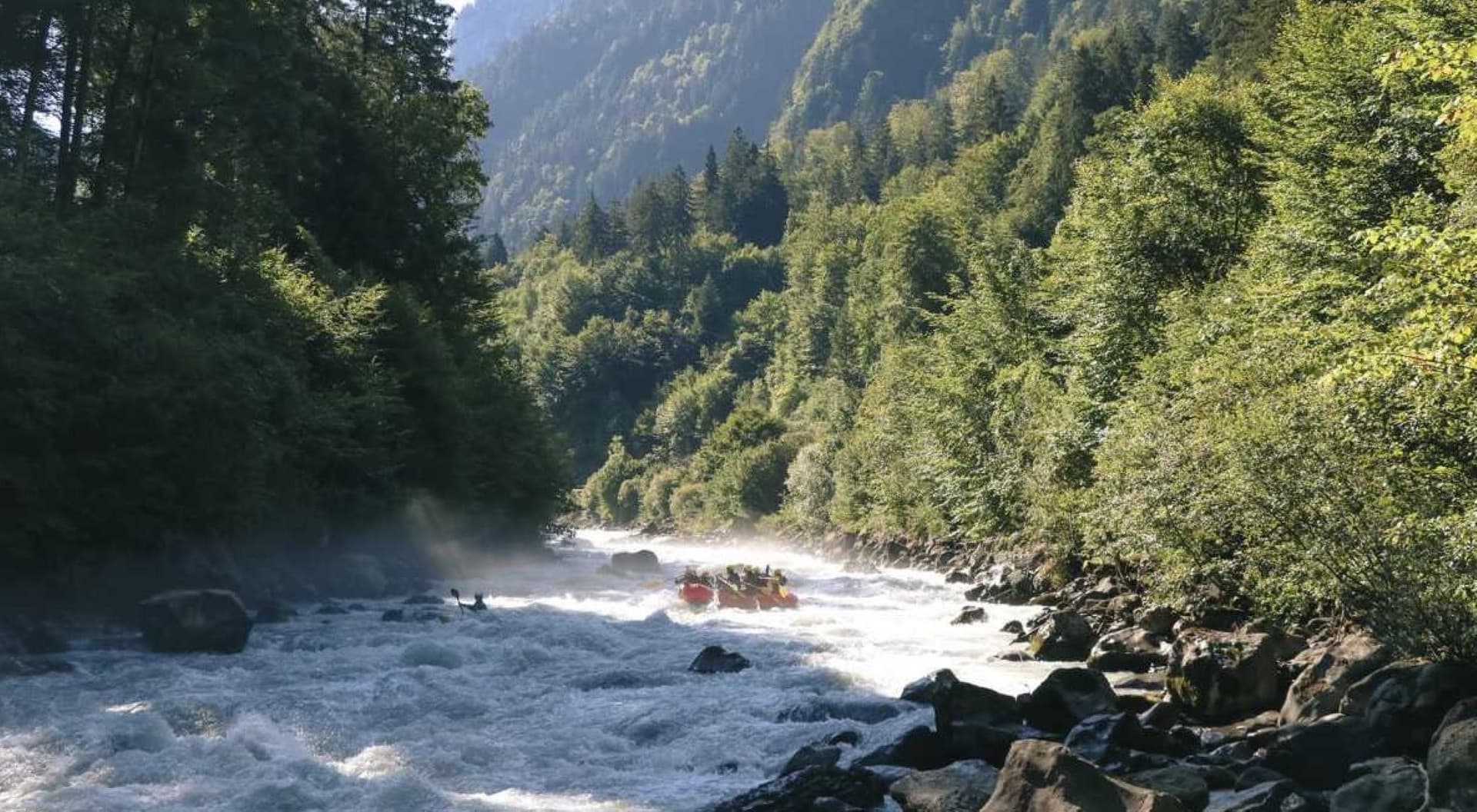 River Rafting in Lutschine - تصویر 2
