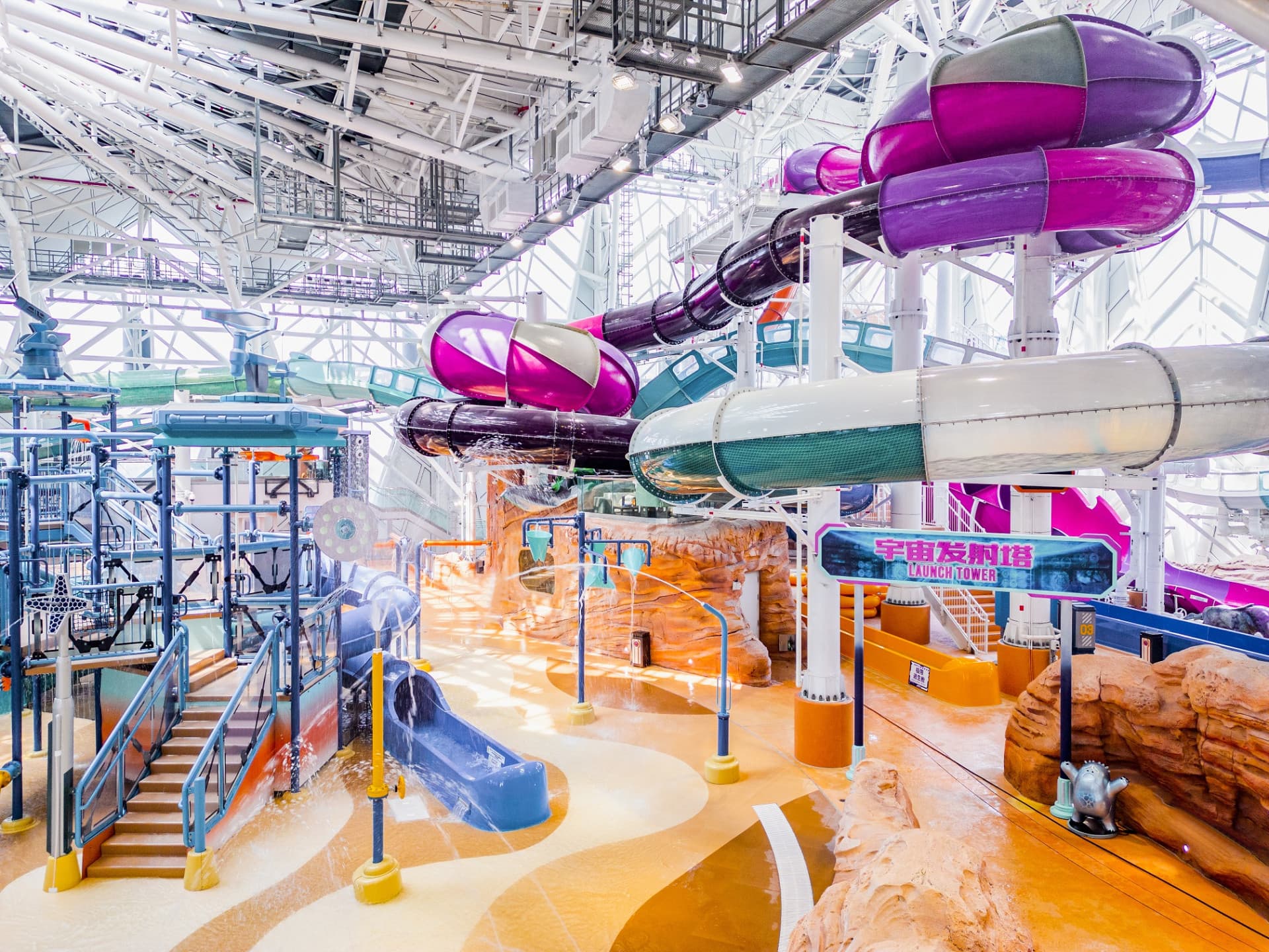 Studio City Water Park - تصویر 20