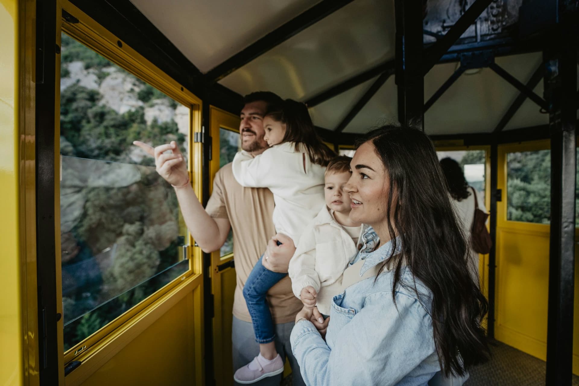 Montserrat Cable Car Ticket - تصویر 2