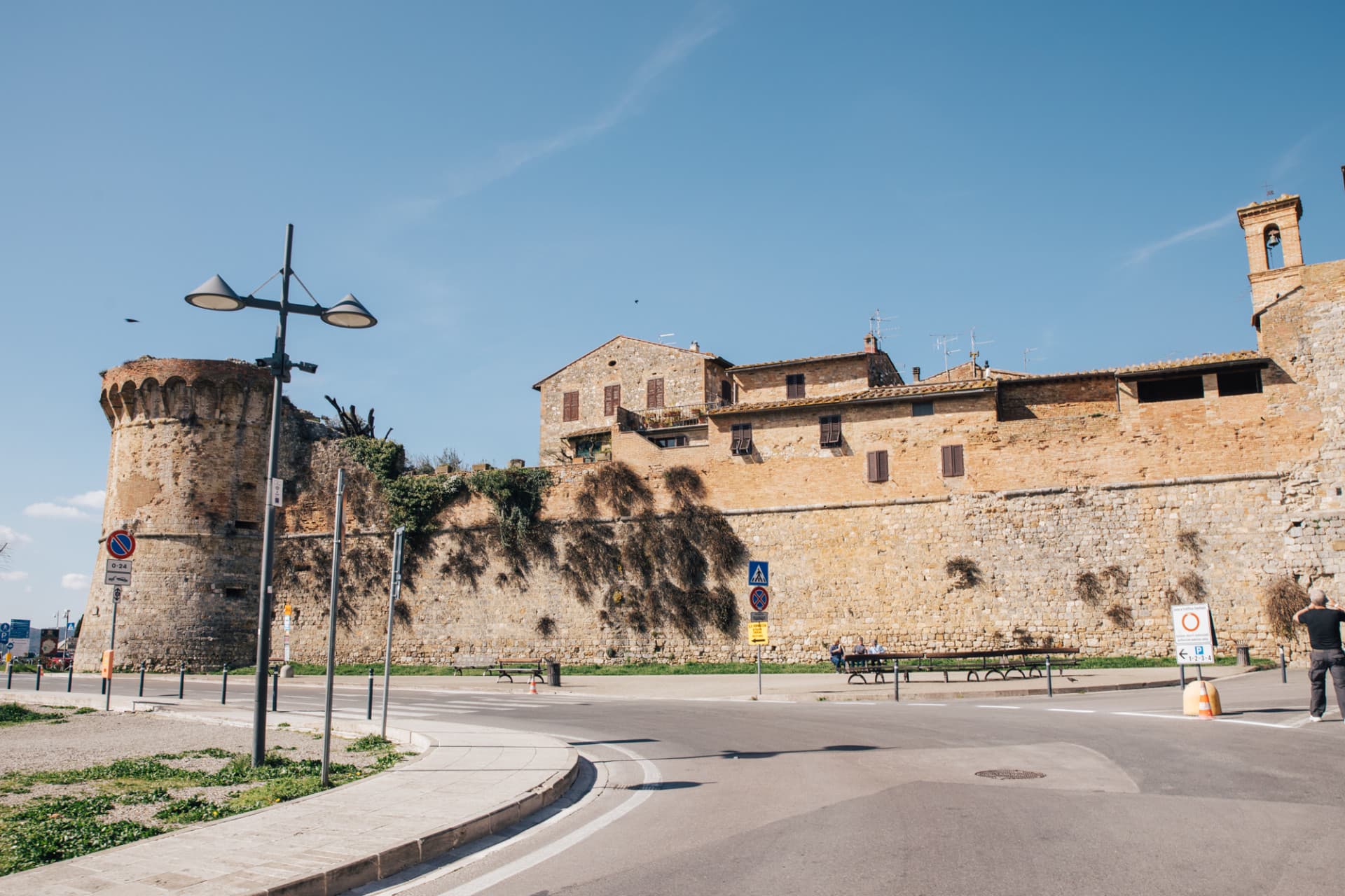 Tuscany Full-Day Tour from Florence: Pisa, Chianti, San Gimignano, Siena - تصویر 15