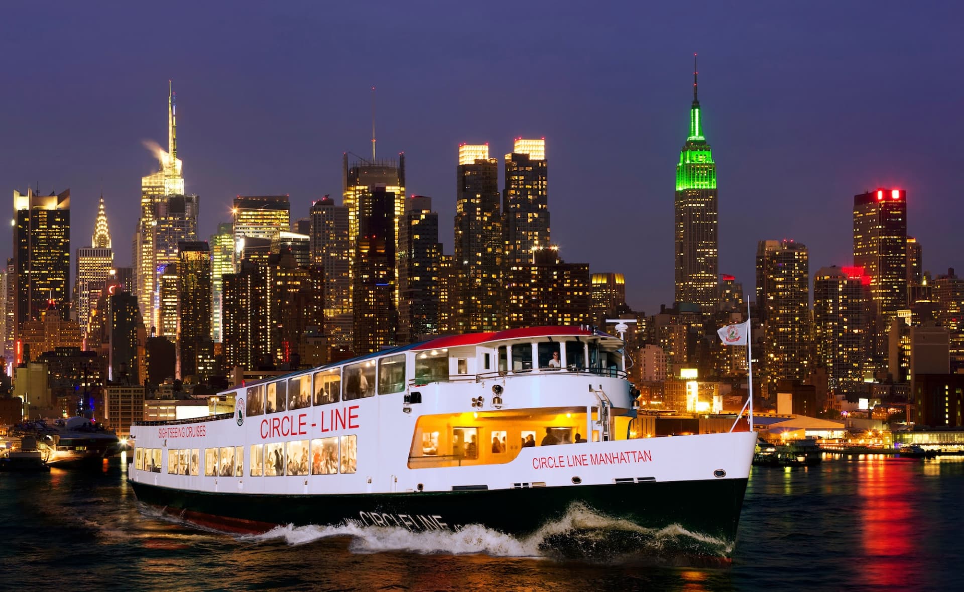Circle Line "NYC Harbor Lights" Evening Cruise (2 hours): Reserved Straight-to-Board Ticket - تصویر اصلی
