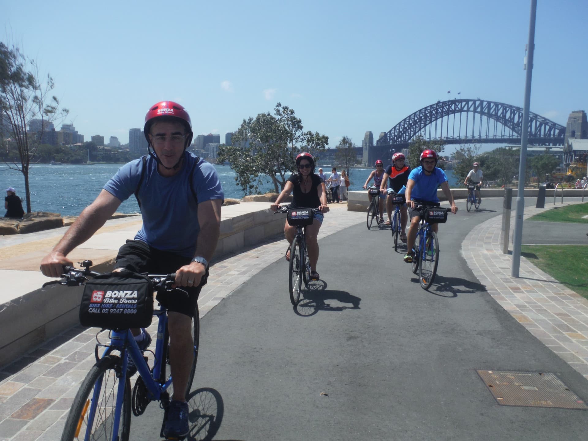 Sydney Harbour Bridge Cycling Tour with Lunch - تصویر 9