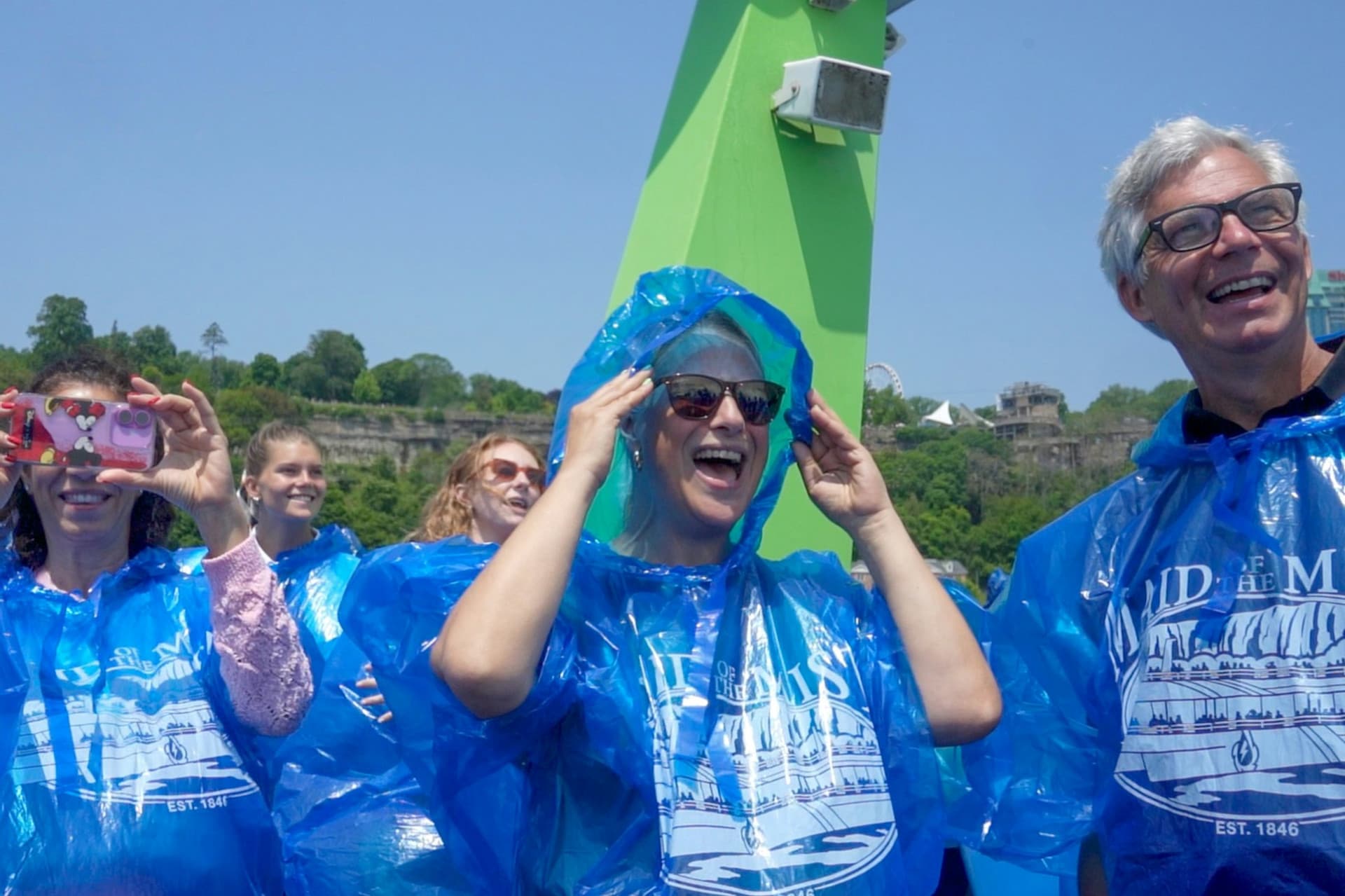 Niagara Falls US: Maid of the Mist Cruise + Cave of the Winds + Small Group Tour - تصویر 3