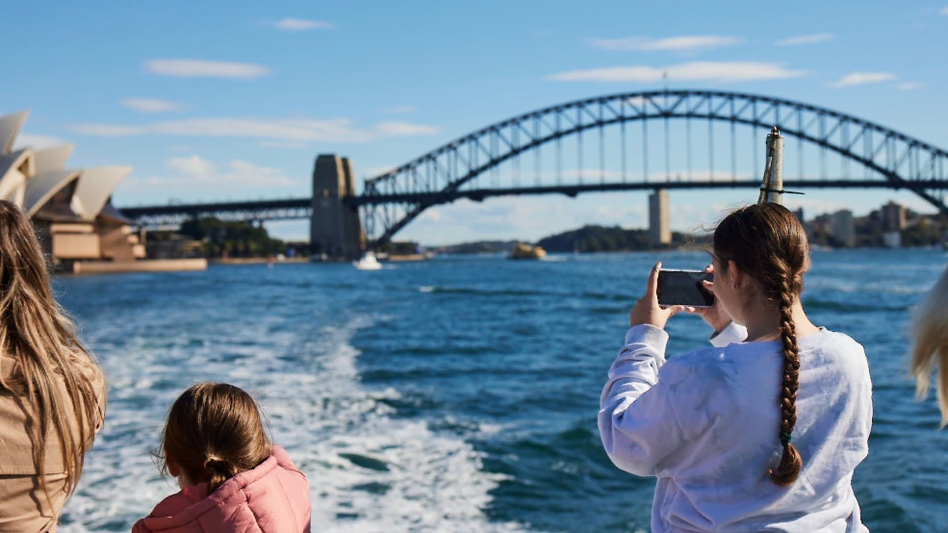 Sydney Harbour Buffet Lunch Discovery Cruise - تصویر 7