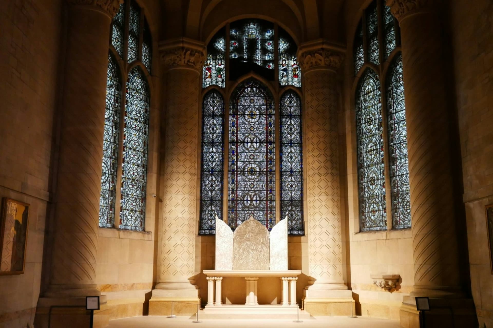Cathedral of Saint John the Divine: Self-Guided Tour - تصویر 3