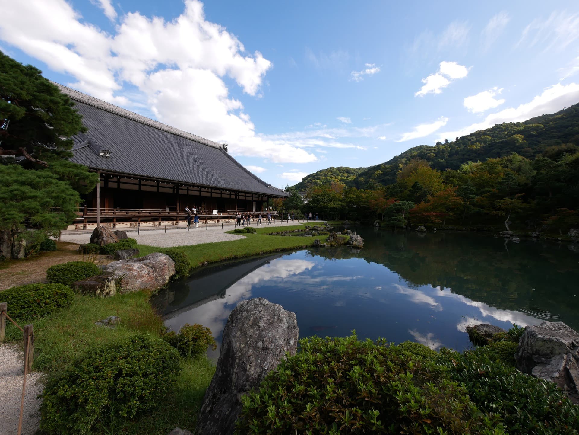 Sagano Bamboo Grove and Arashiyama Half-Day Walking Tour - تصویر 3
