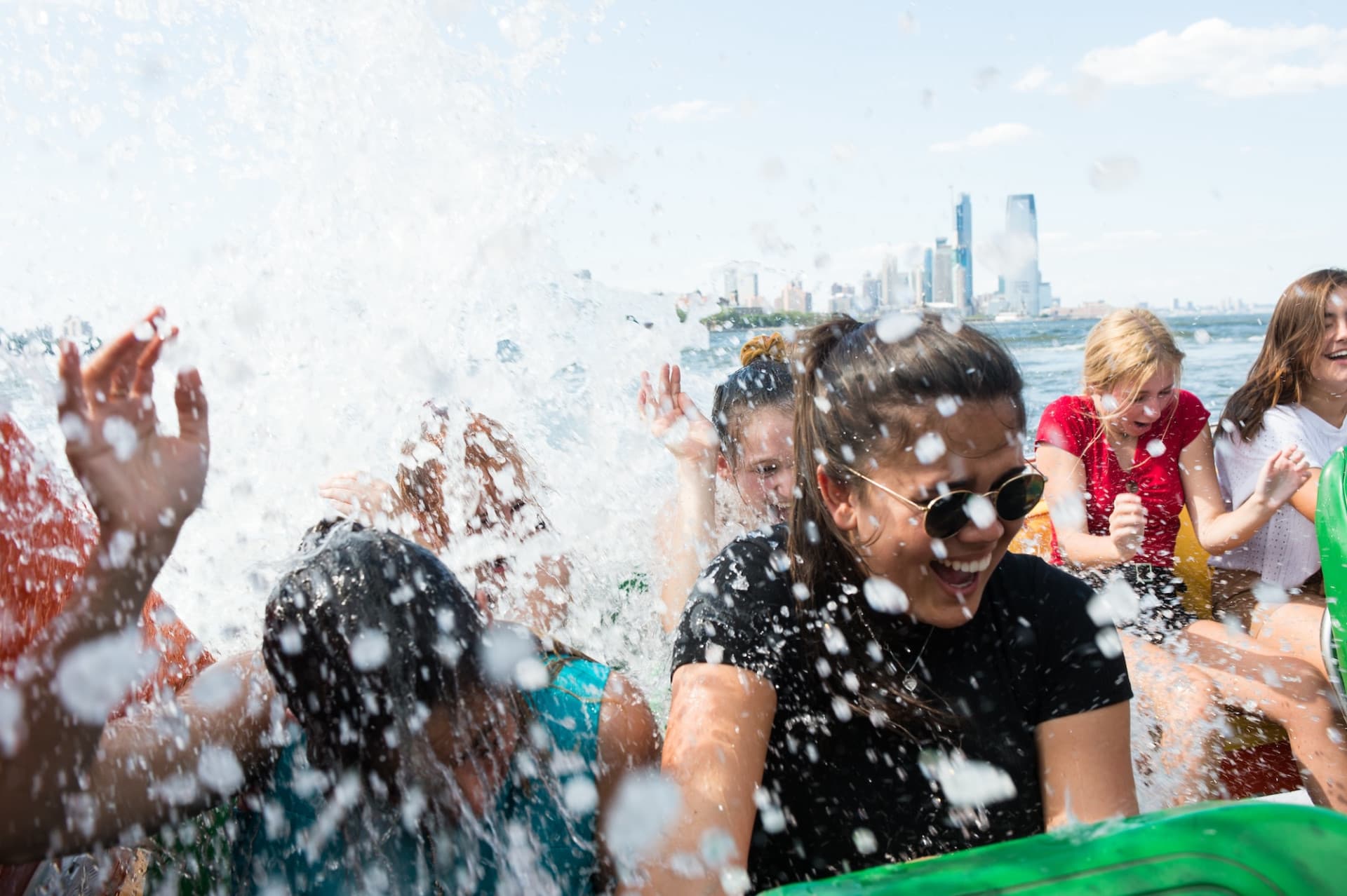 The Beast Speedboat Ride to Statue of Liberty by Circle Line: Reserved Straight-to-Board Ticket - تصویر 5