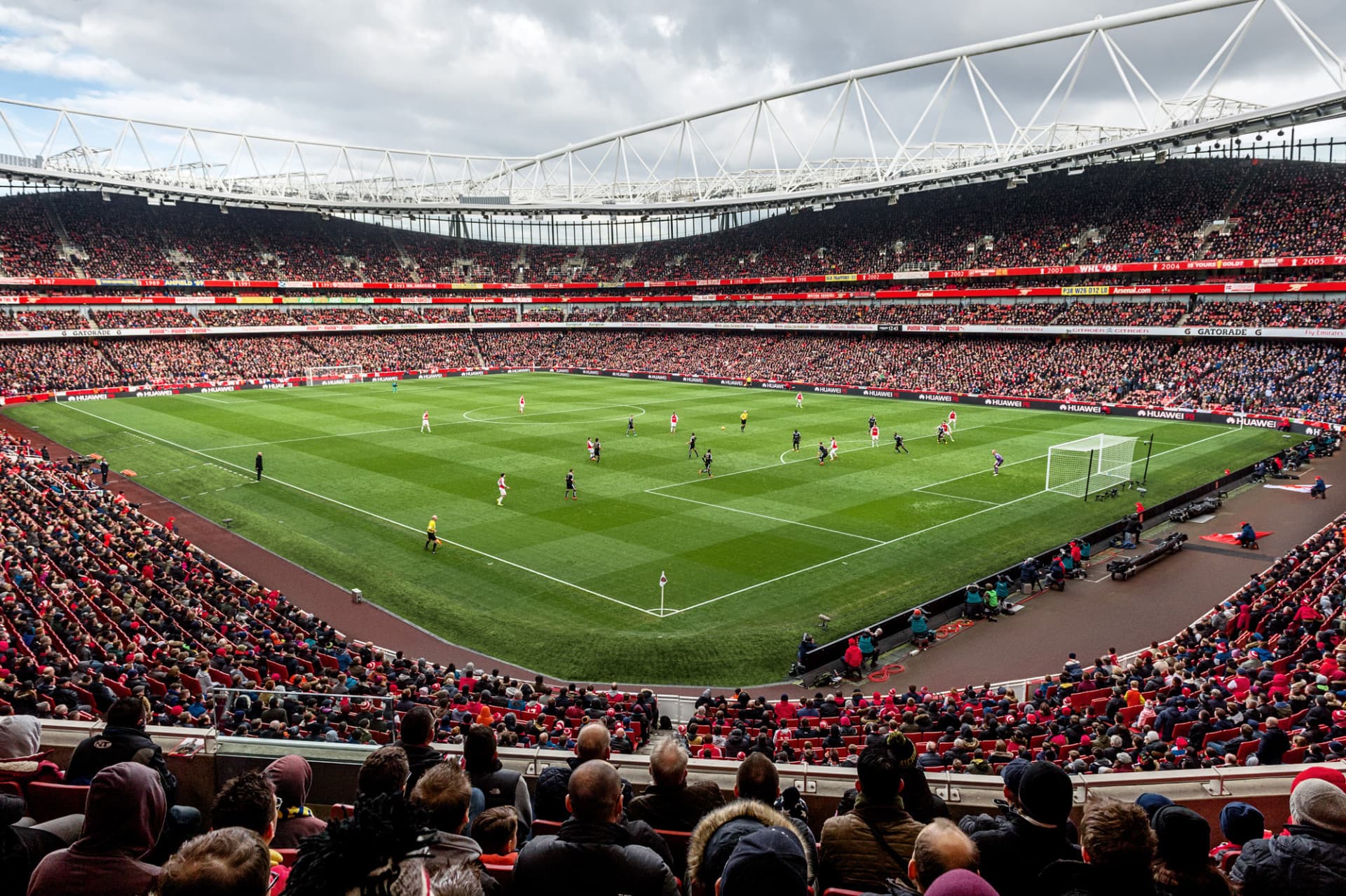 Premier League Football - Arsenal FC Match Ticket at Emirates Stadium - تصویر 4