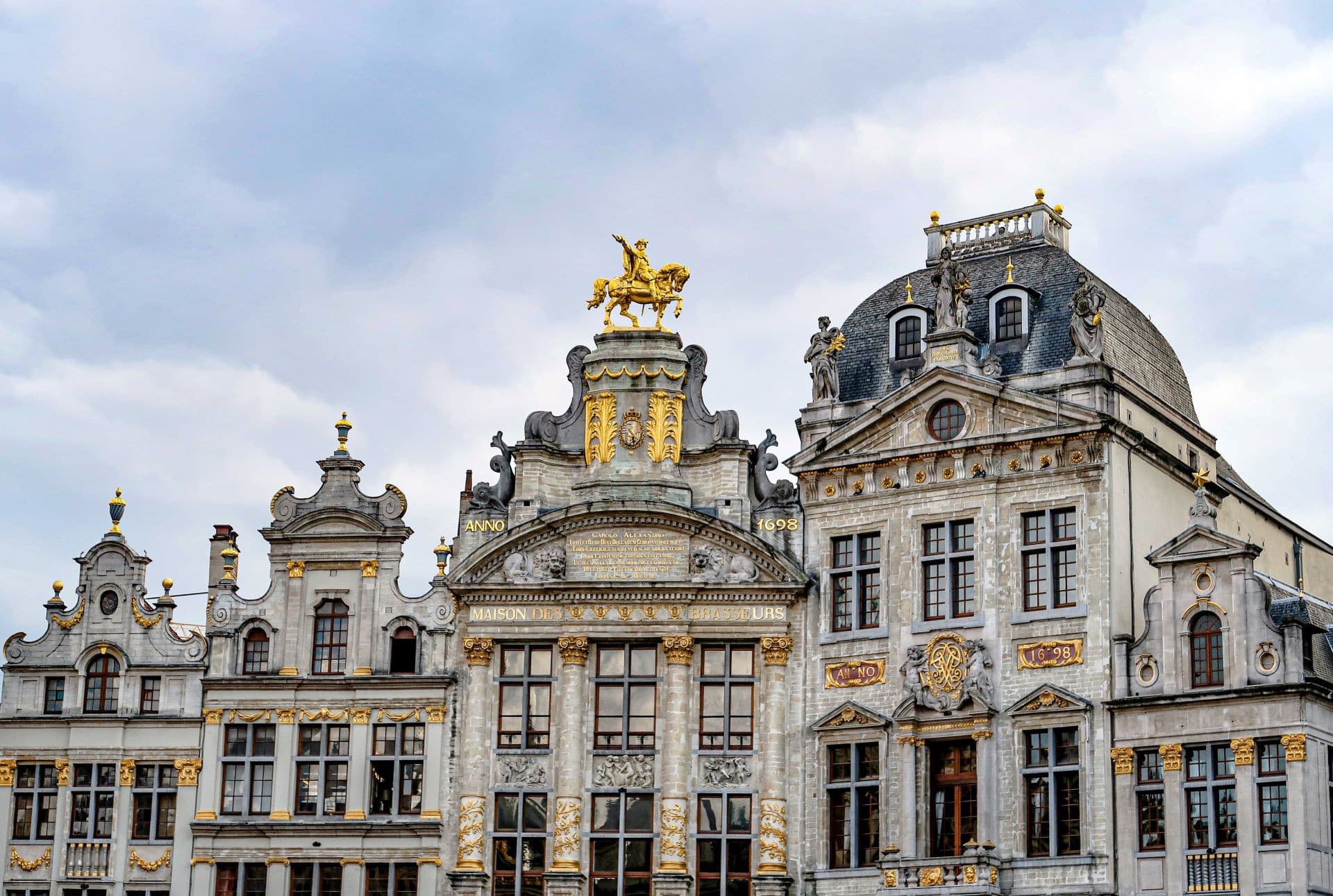 Tootbus Brussels Hop-on Hop-off Bus Tour - تصویر 4