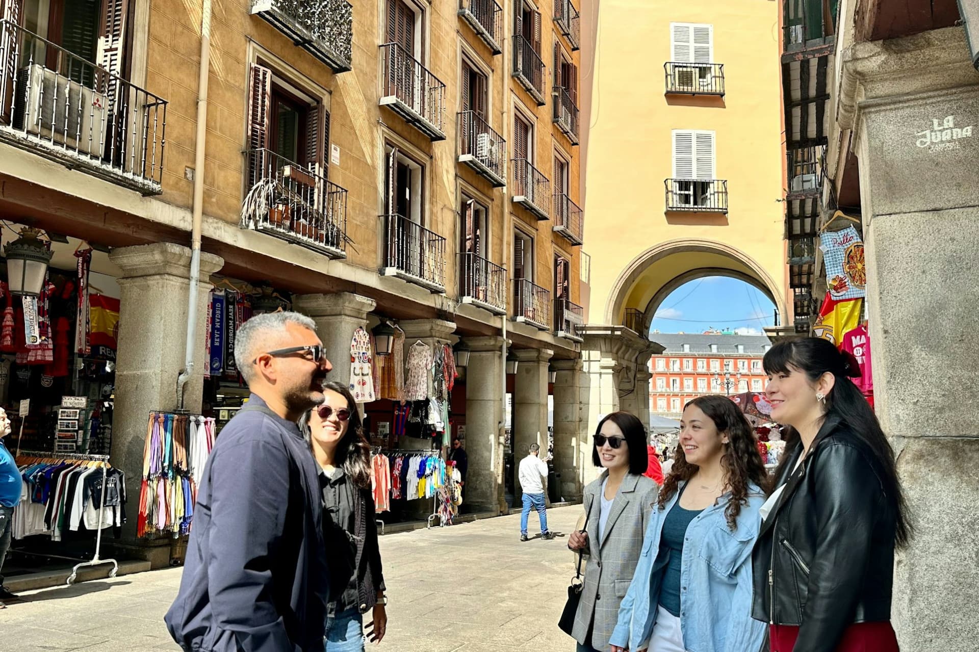 Madrid: 1.5-Hour Evening Walking Tour - تصویر 2