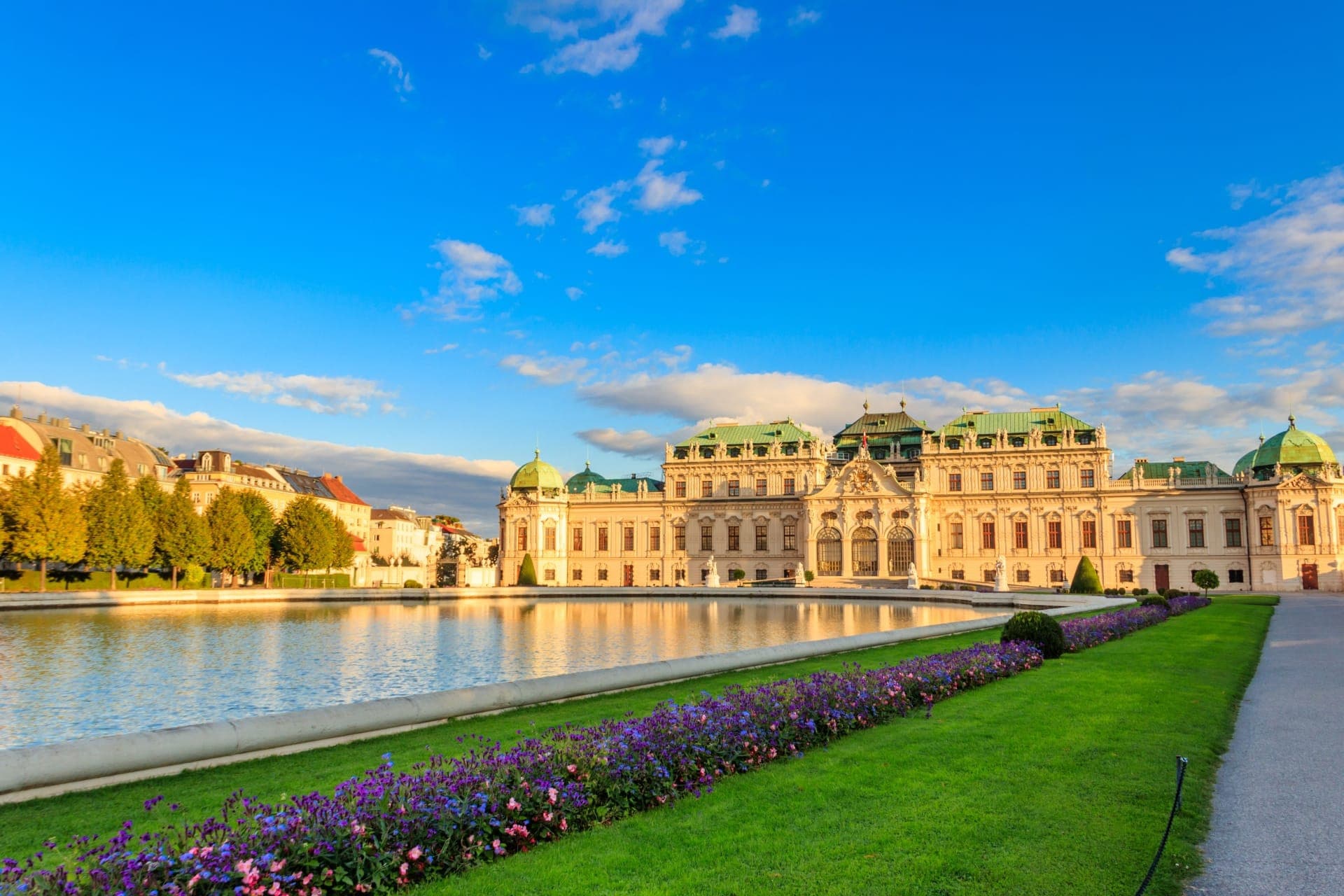 Upper Belvedere Palace Guided Tour with Skip-the-Ticket-Line Entry - تصویر 15