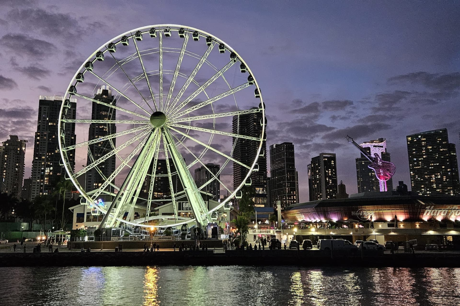 Miami Sunset Cruise of Biscayne Bay and Millionaires' Homes - تصویر 12