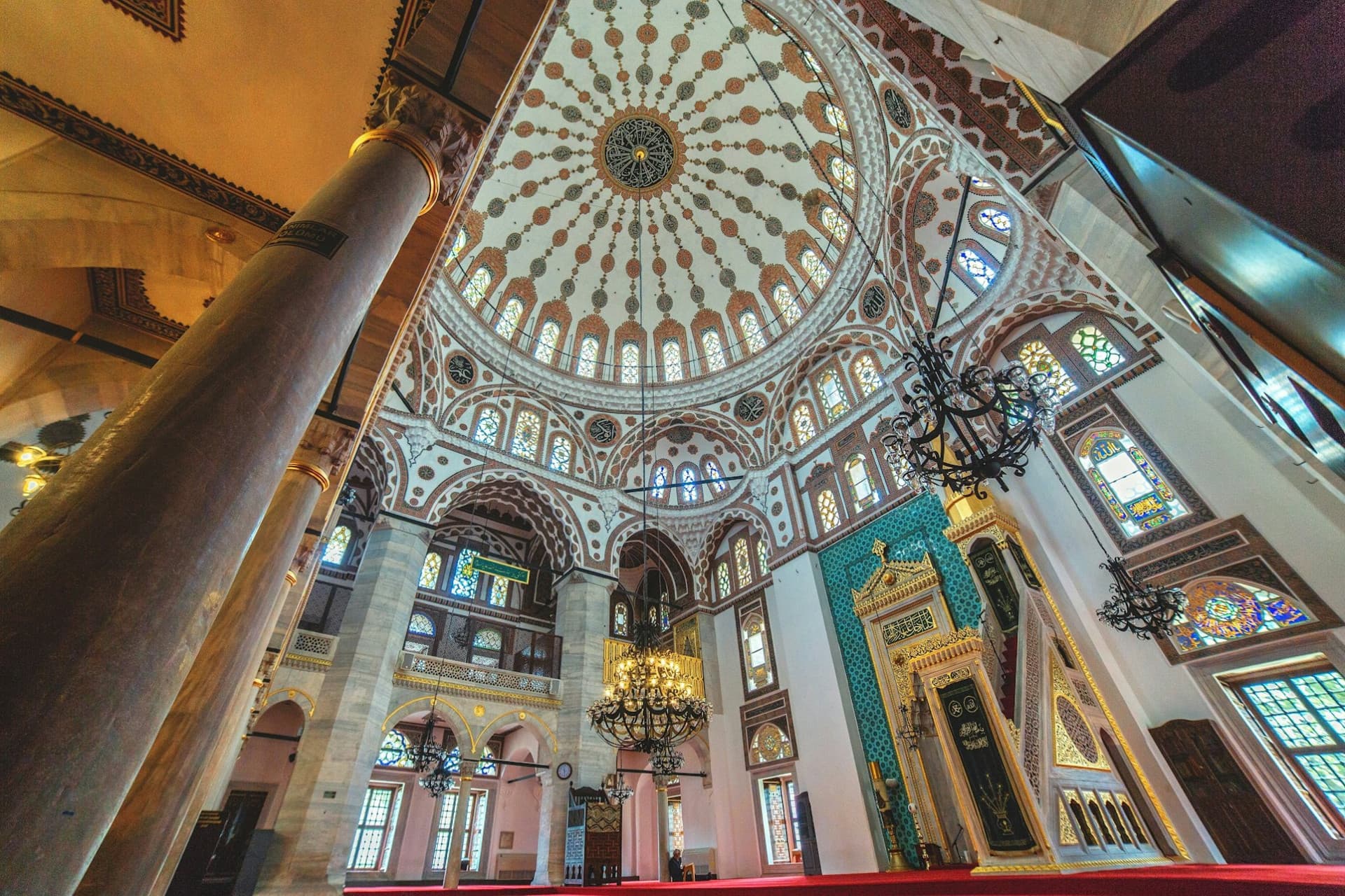 Istanbul Europe and Asia Half-Day Private Tour: Maiden's Tower and Mihrimah Sultan Mosque - تصویر 6