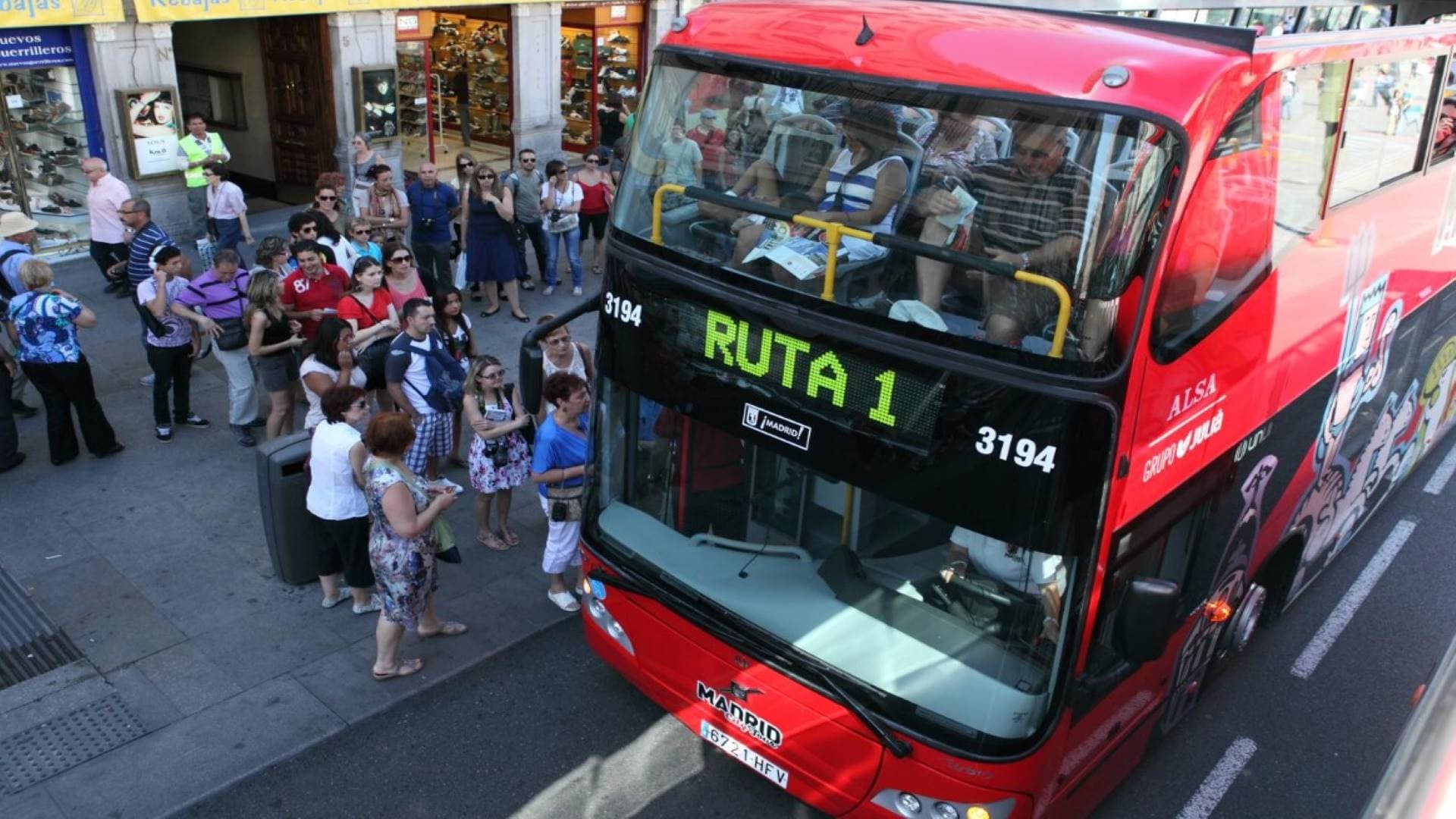 Madrid City Tour - Hop on Hop off Bus Tour - تصویر 4