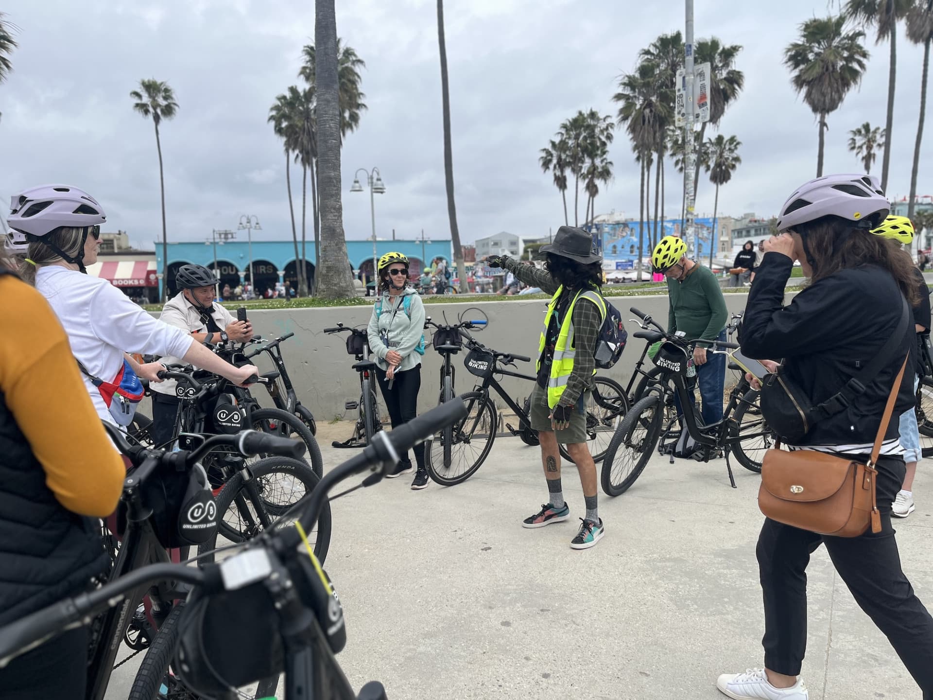 Los Angeles Guided Bike Tour of Santa Monica and Venice Beach - تصویر 5