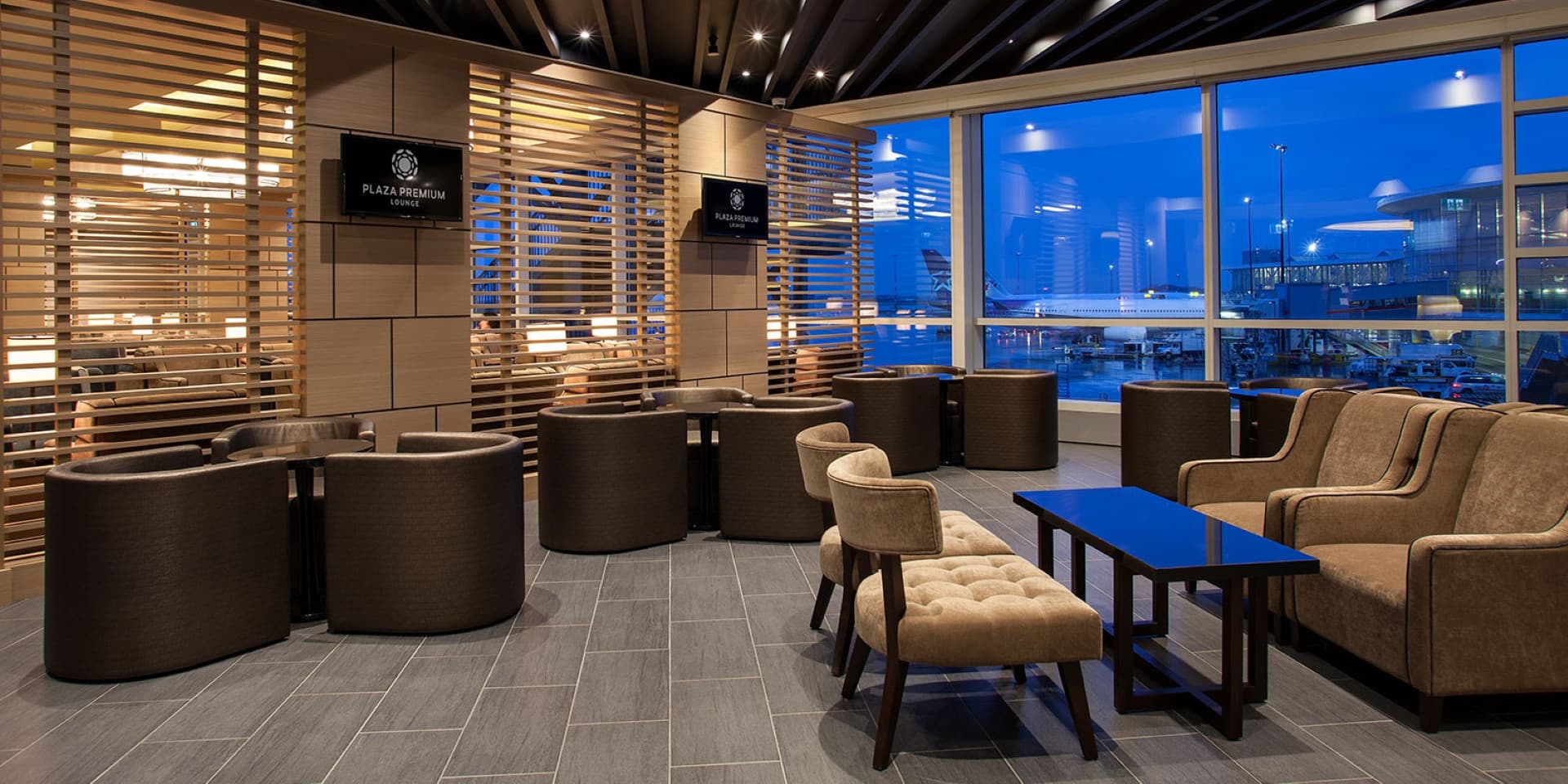 Plaza Premium Lounge - Vancouver International Airport - تصویر 3