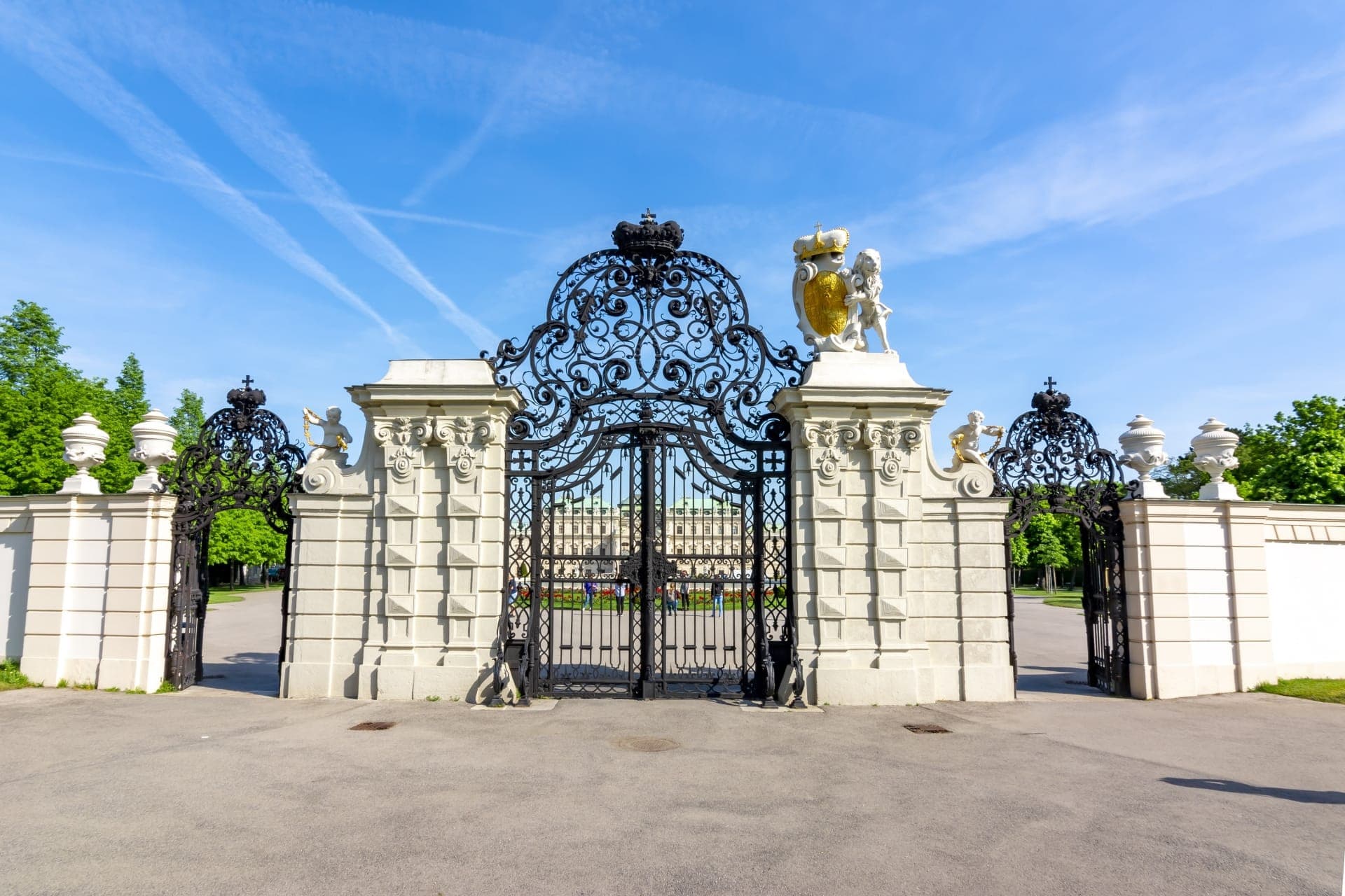 Upper Belvedere Palace Guided Tour with Skip-the-Ticket-Line Entry - تصویر 30