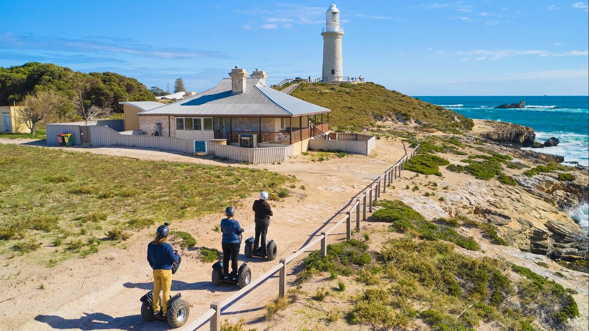 Rottnest Island Settlement Explorer Segway Tour with Round Trip SeaLink Ferry Transfer - تصویر اصلی