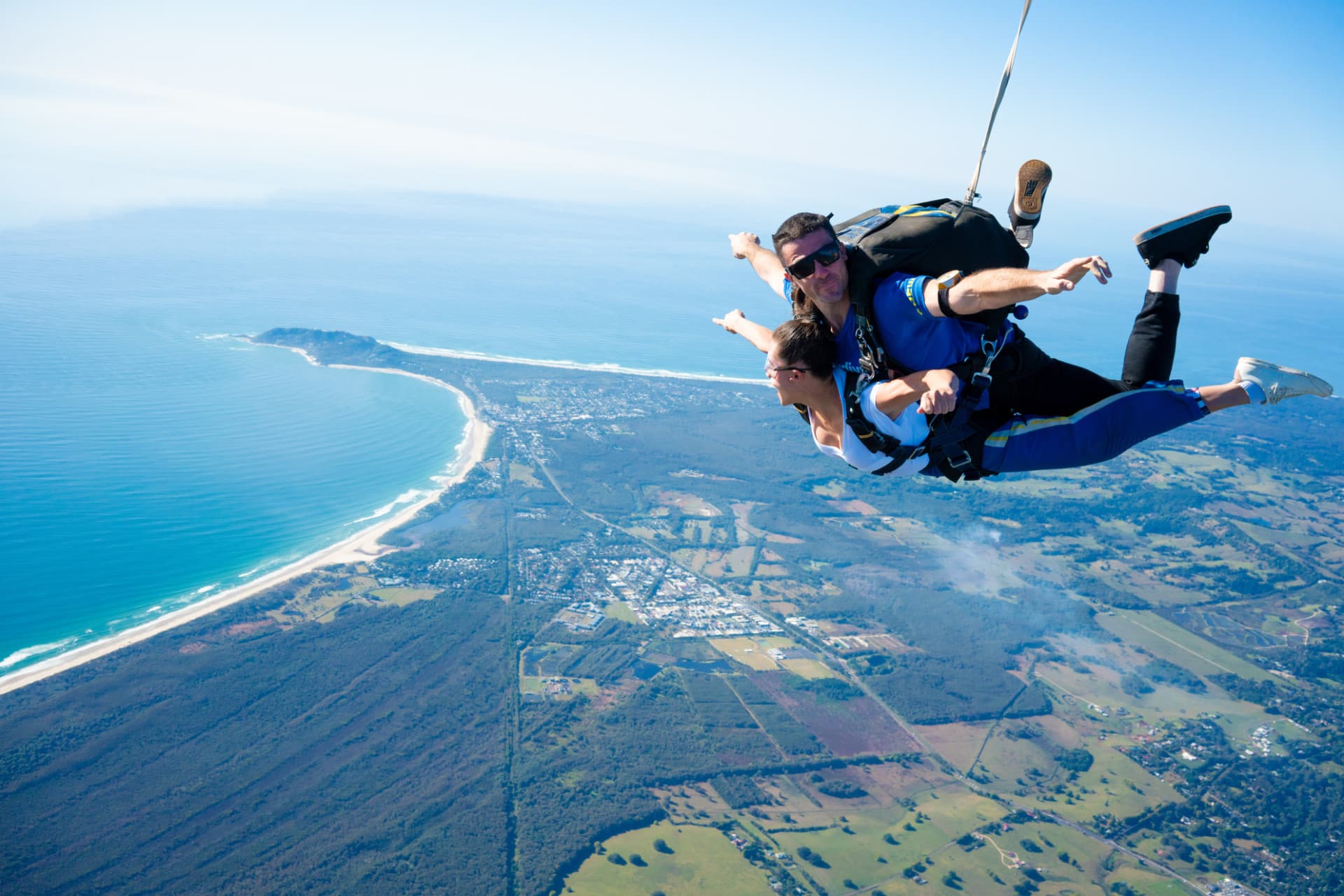 Tandem Skydiving Experience Byron Bay - تصویر 2