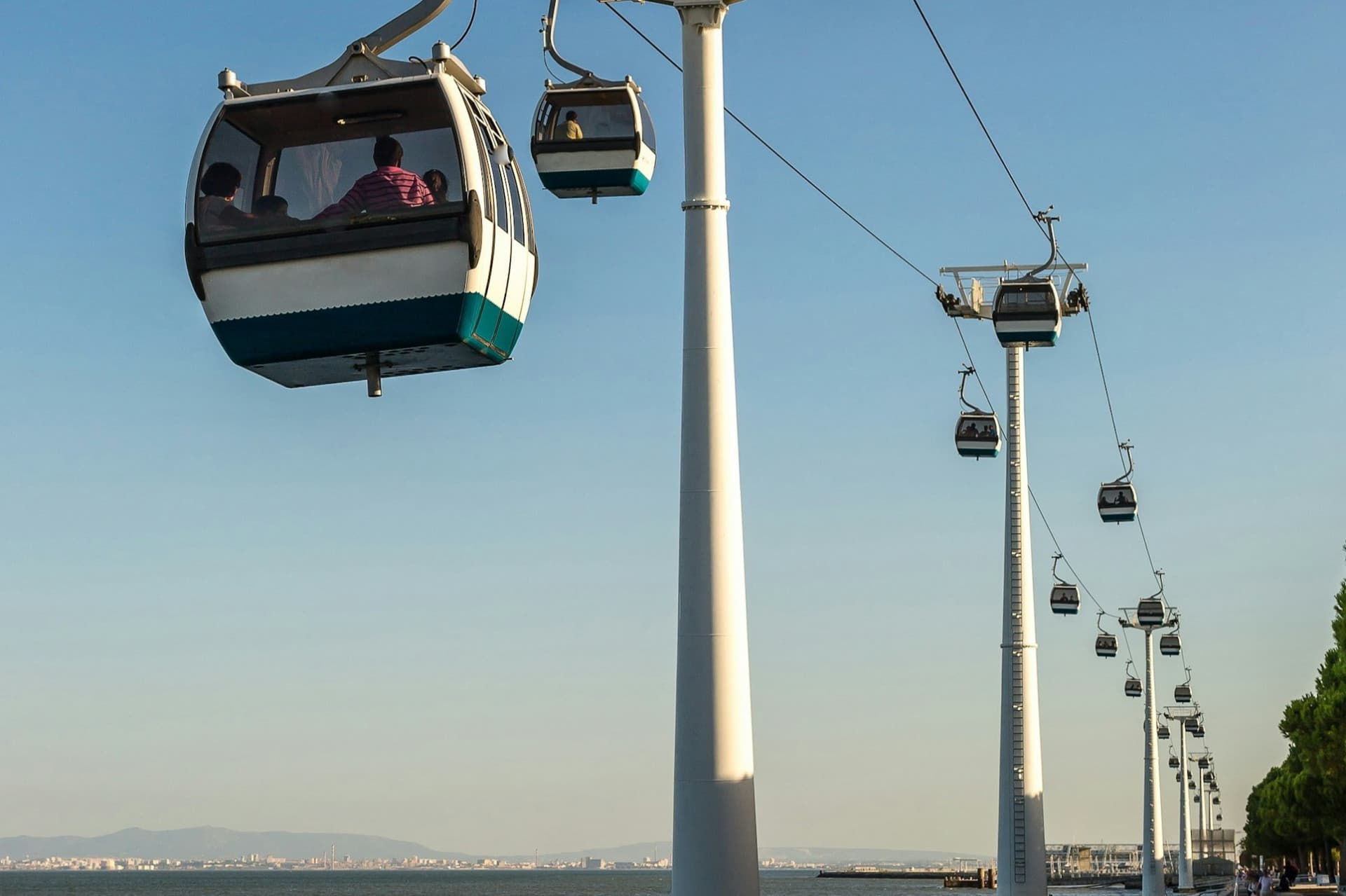 Lisbon Cable Car: Skip The Line Ticket - تصویر 3