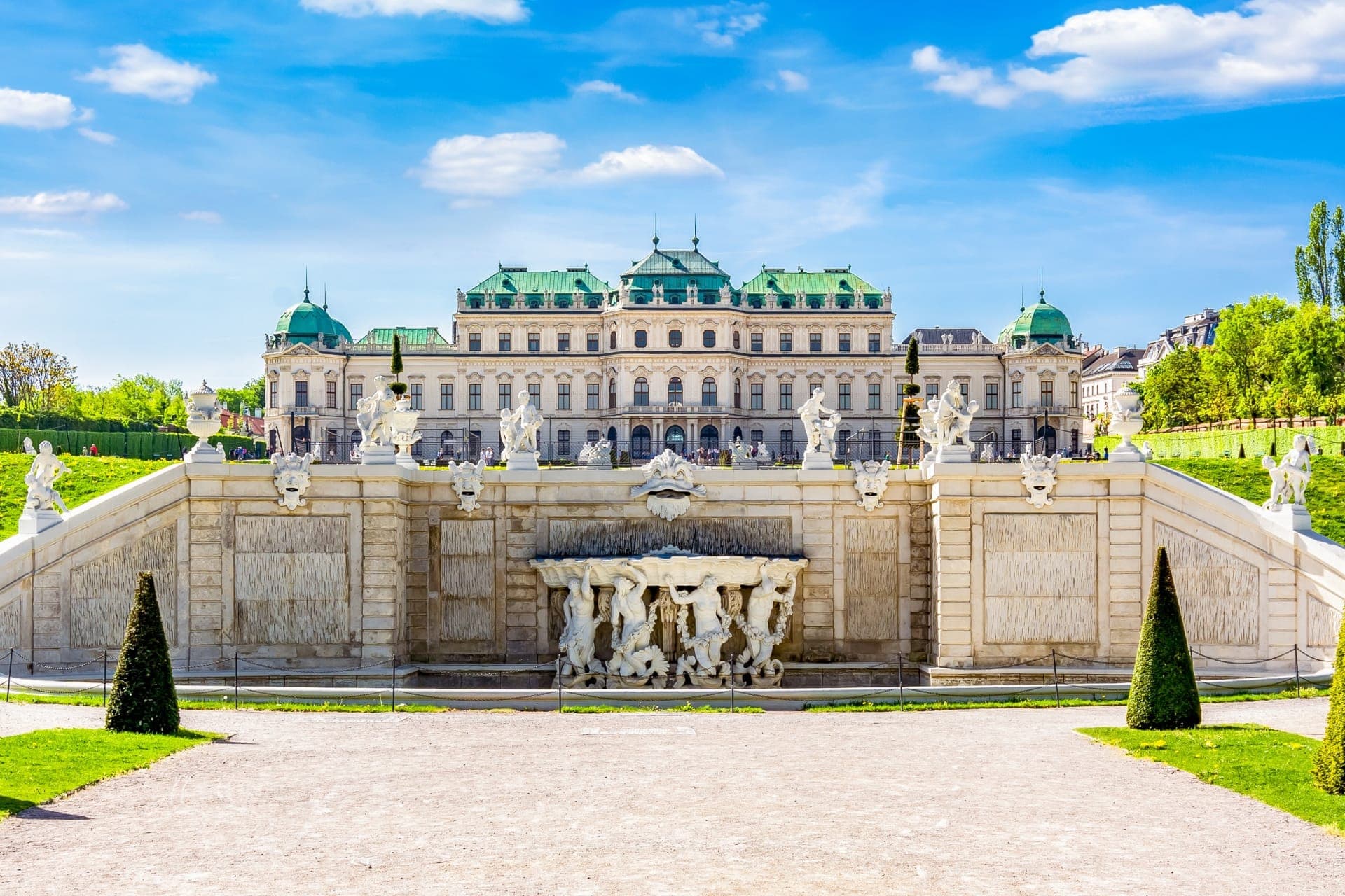 Upper Belvedere Palace Guided Tour with Skip-the-Ticket-Line Entry - تصویر 14
