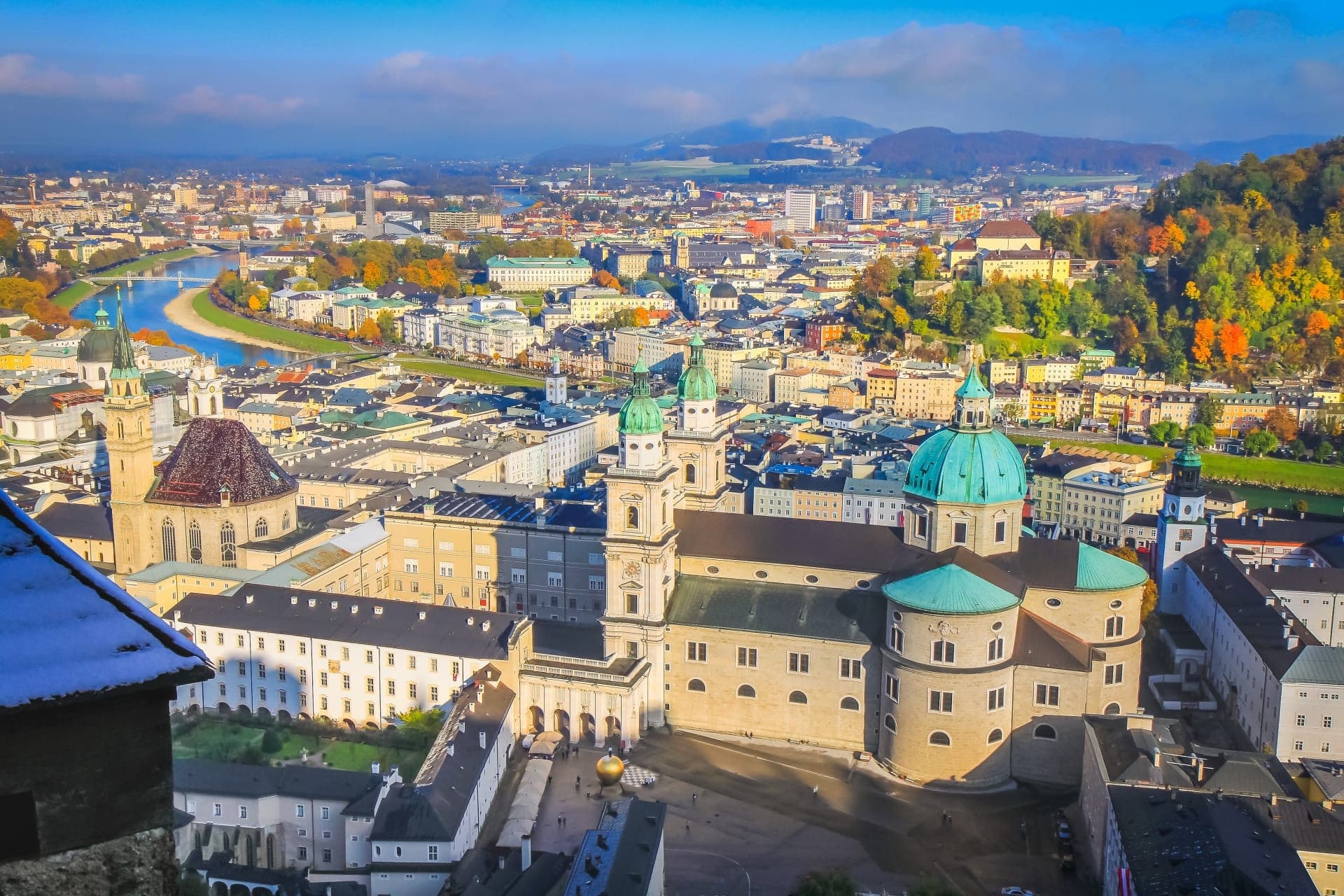 Salzburg Old Town, Mozart, and Mirabell Gardens Walking Tour - تصویر 24