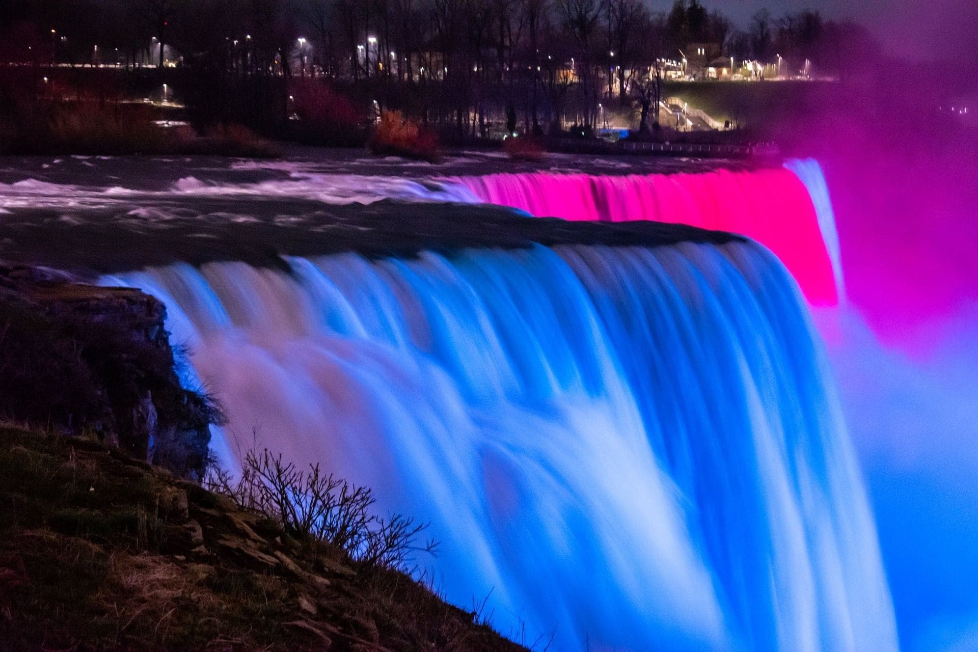Niagara Falls USA: Night Illumination Tour & Optional Maid of the Mist - تصویر 2